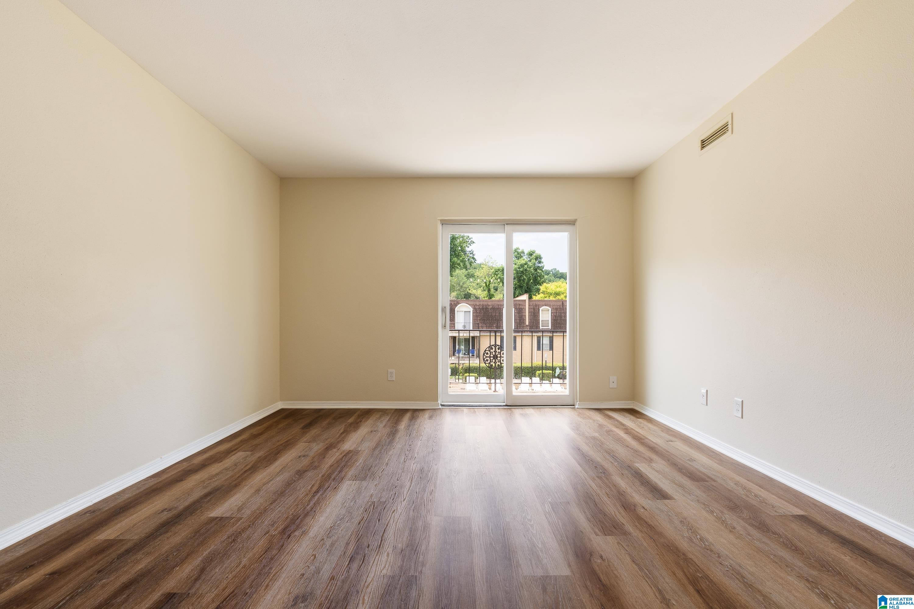 165 OLD MONTGOMERY HIGHWAY E