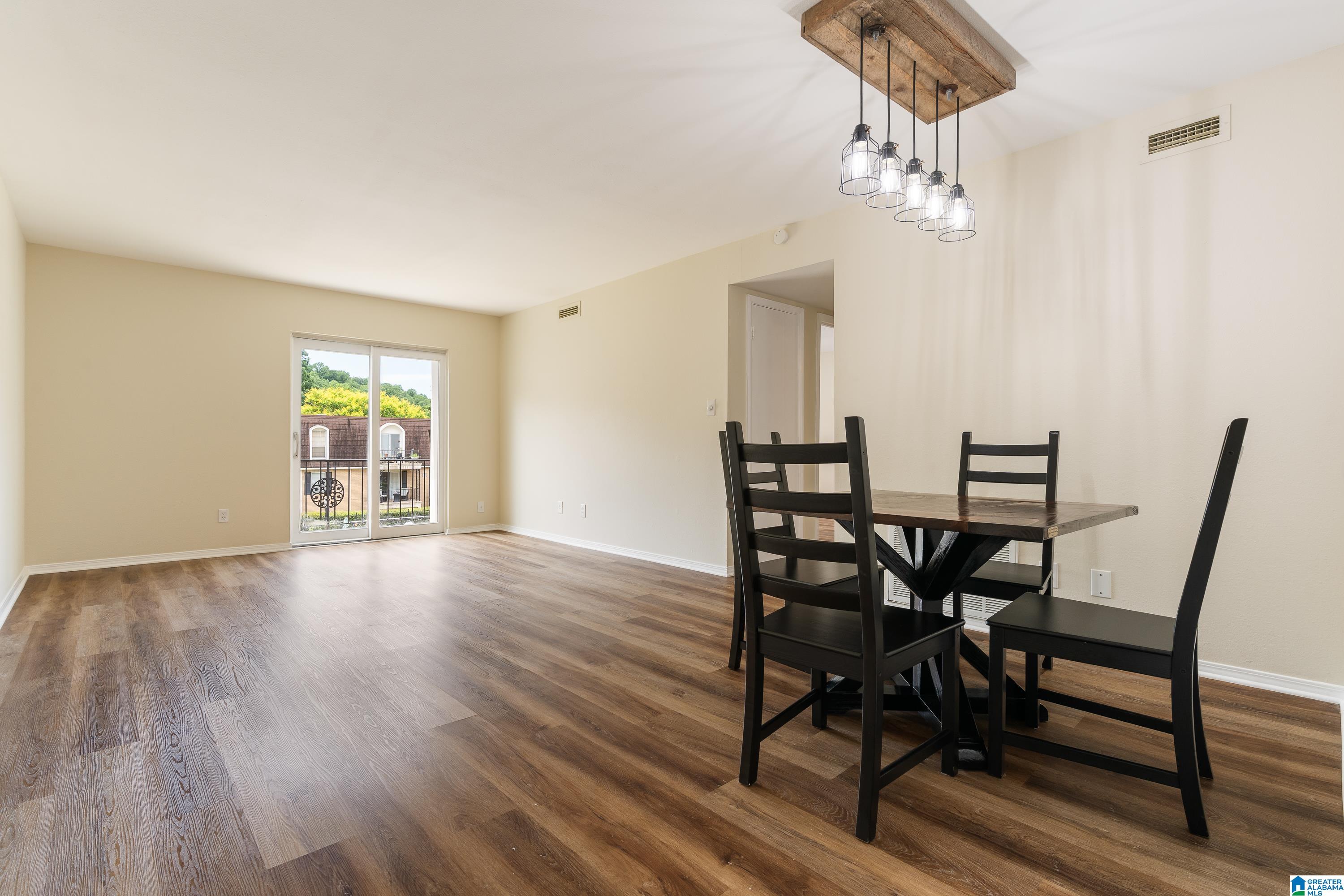 165 OLD MONTGOMERY HIGHWAY E