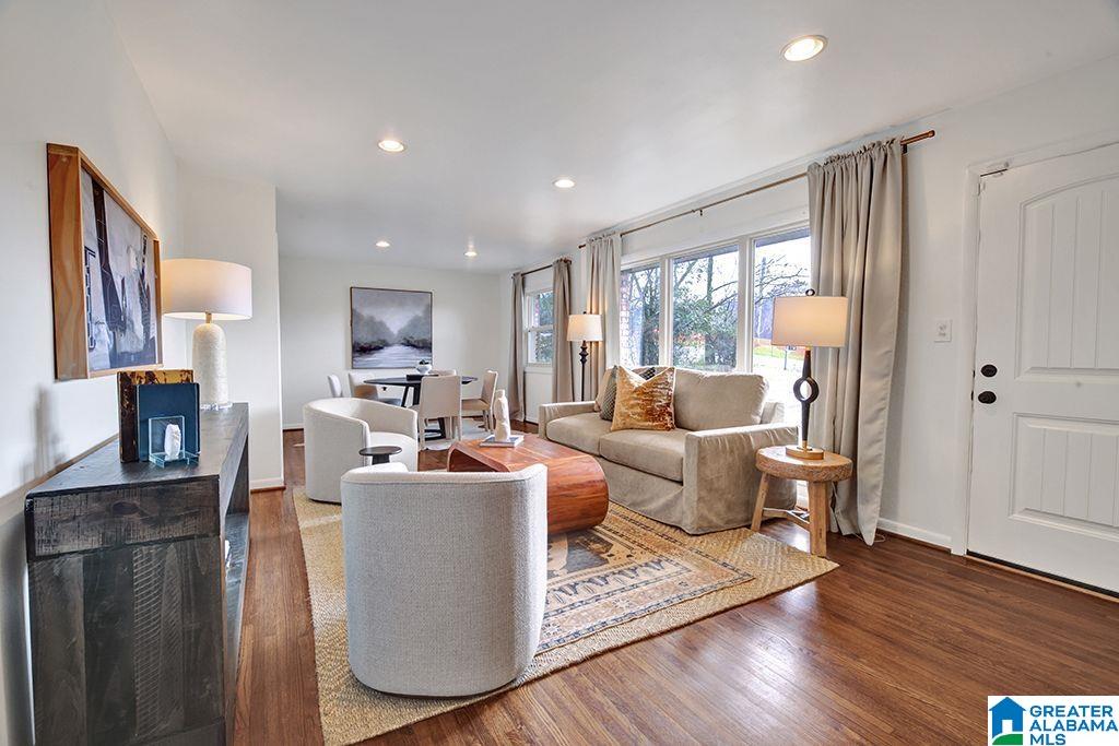 3012 WOODHAVEN CIRCLE