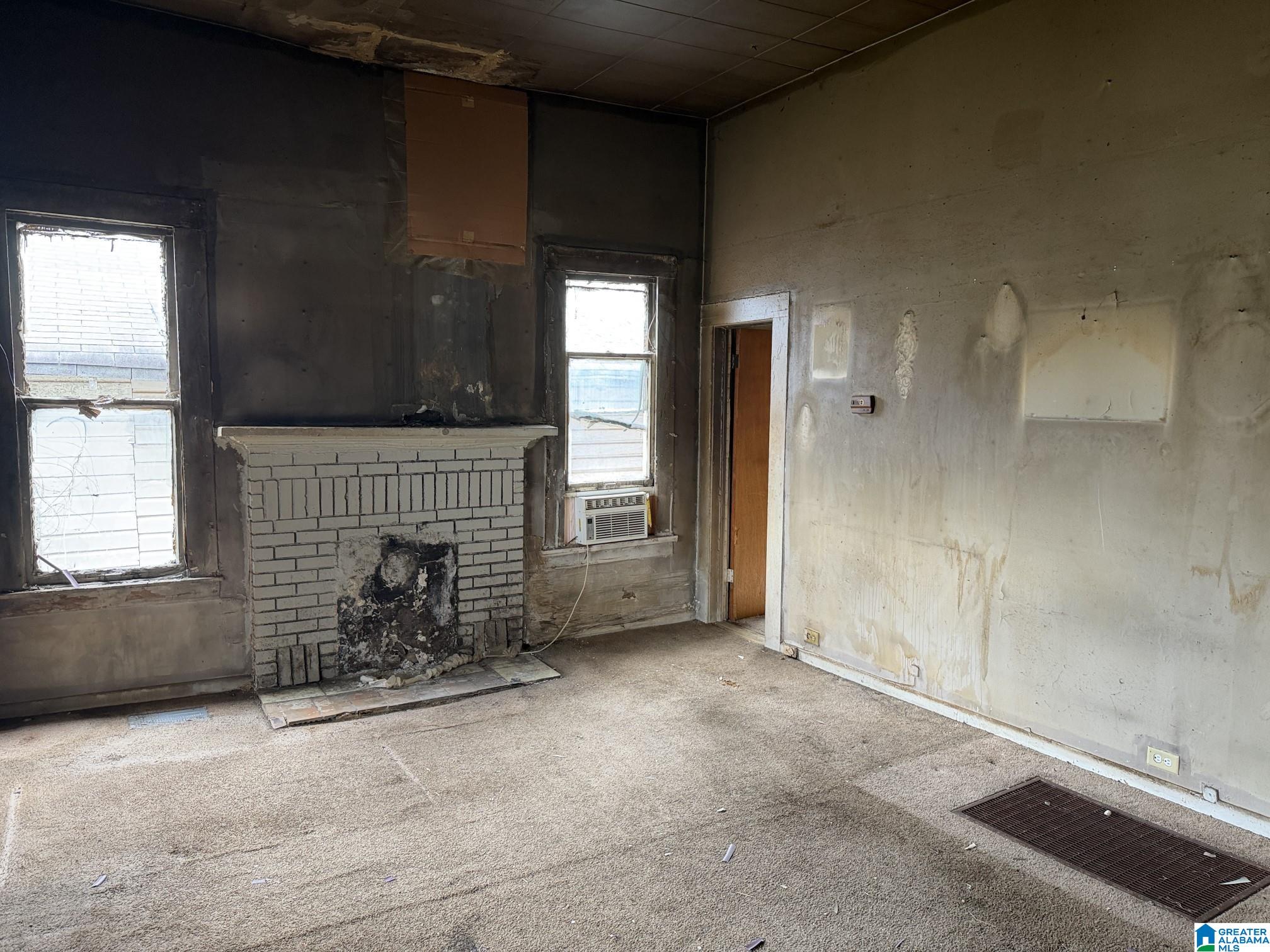 1557 CLEVELAND AVENUE SW