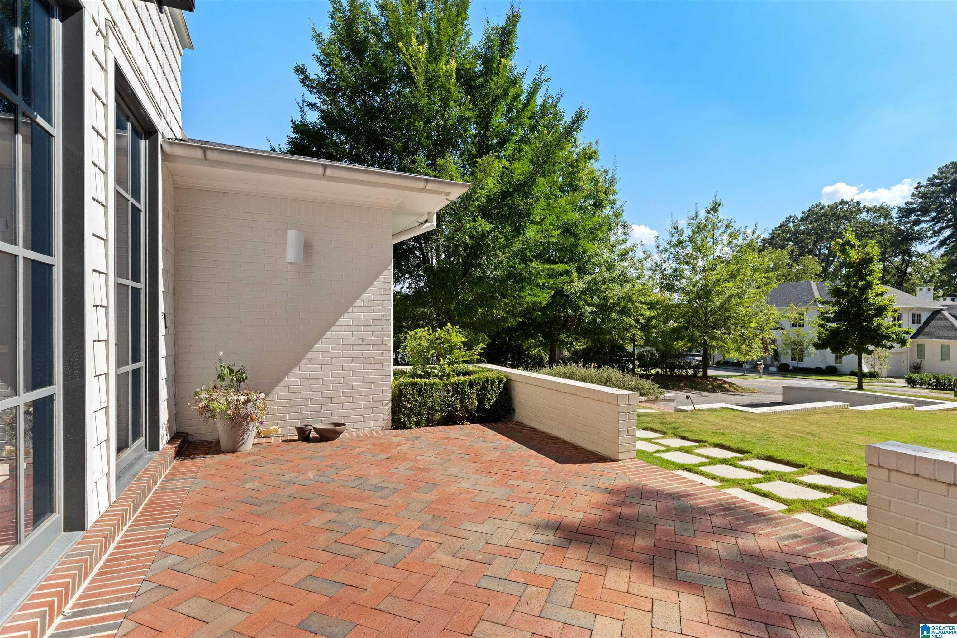 9 RICHMAR DRIVE