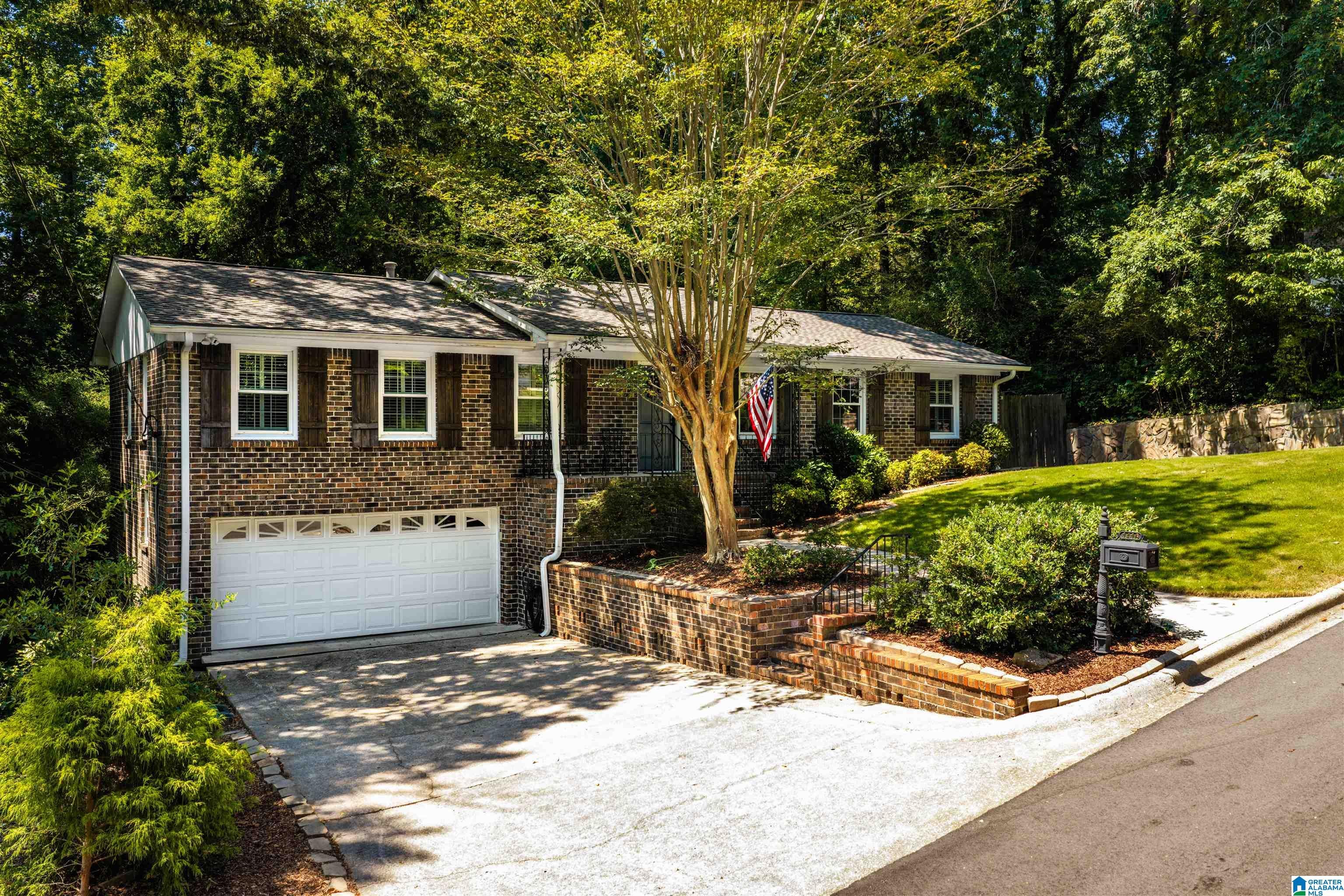 1416 SUNSHINE DRIVE