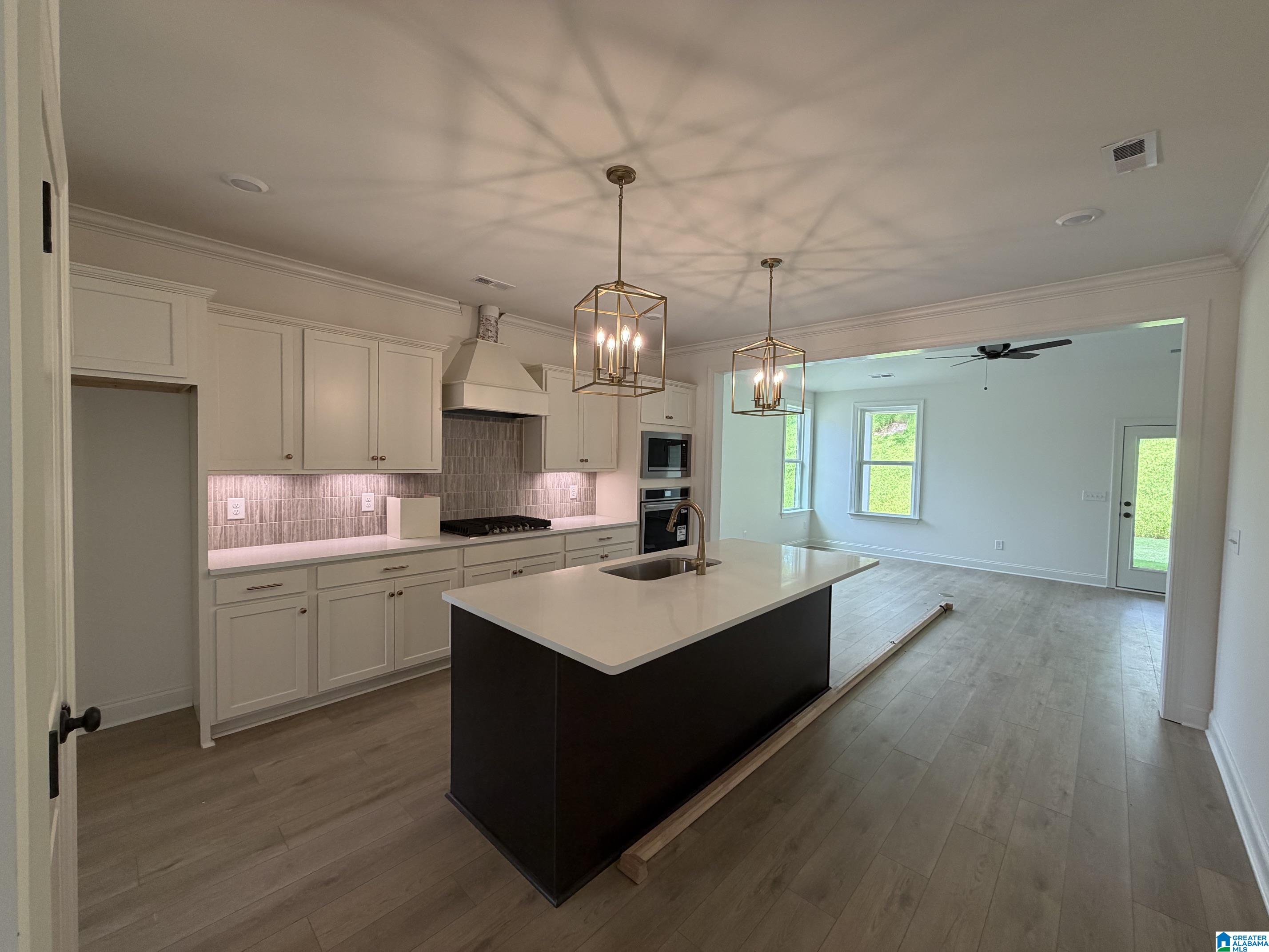 5000 CHELSEA PARK BEND