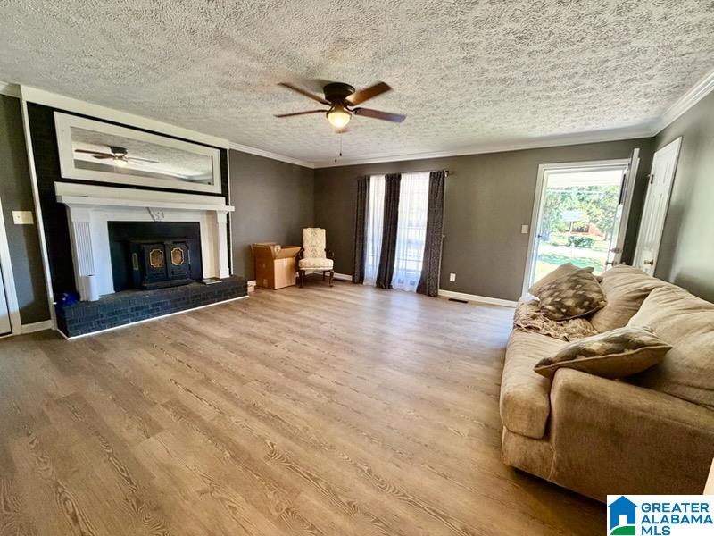 1216 PONDEROSA DRIVE
