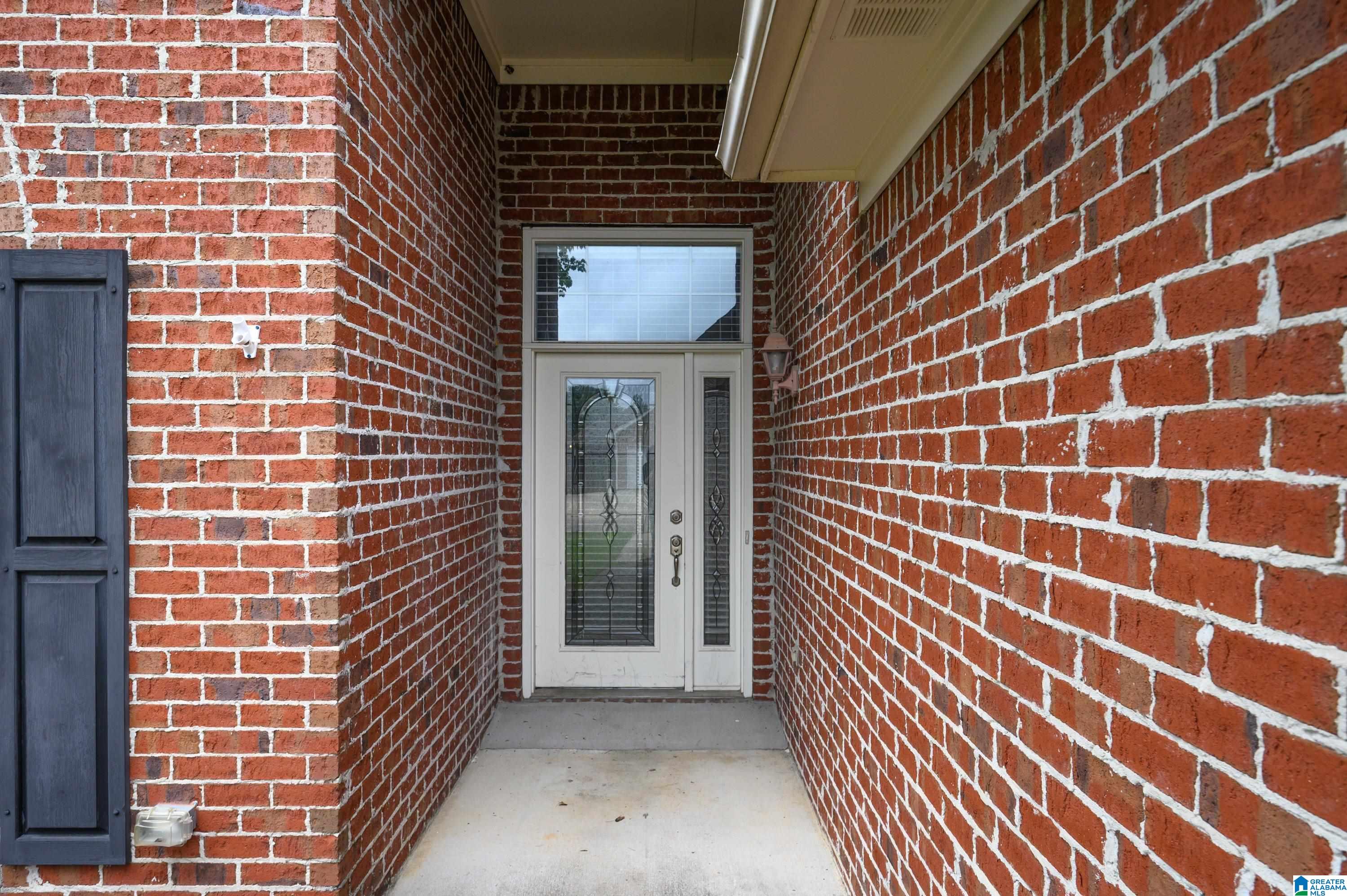 421 SUMMERCHASE DRIVE