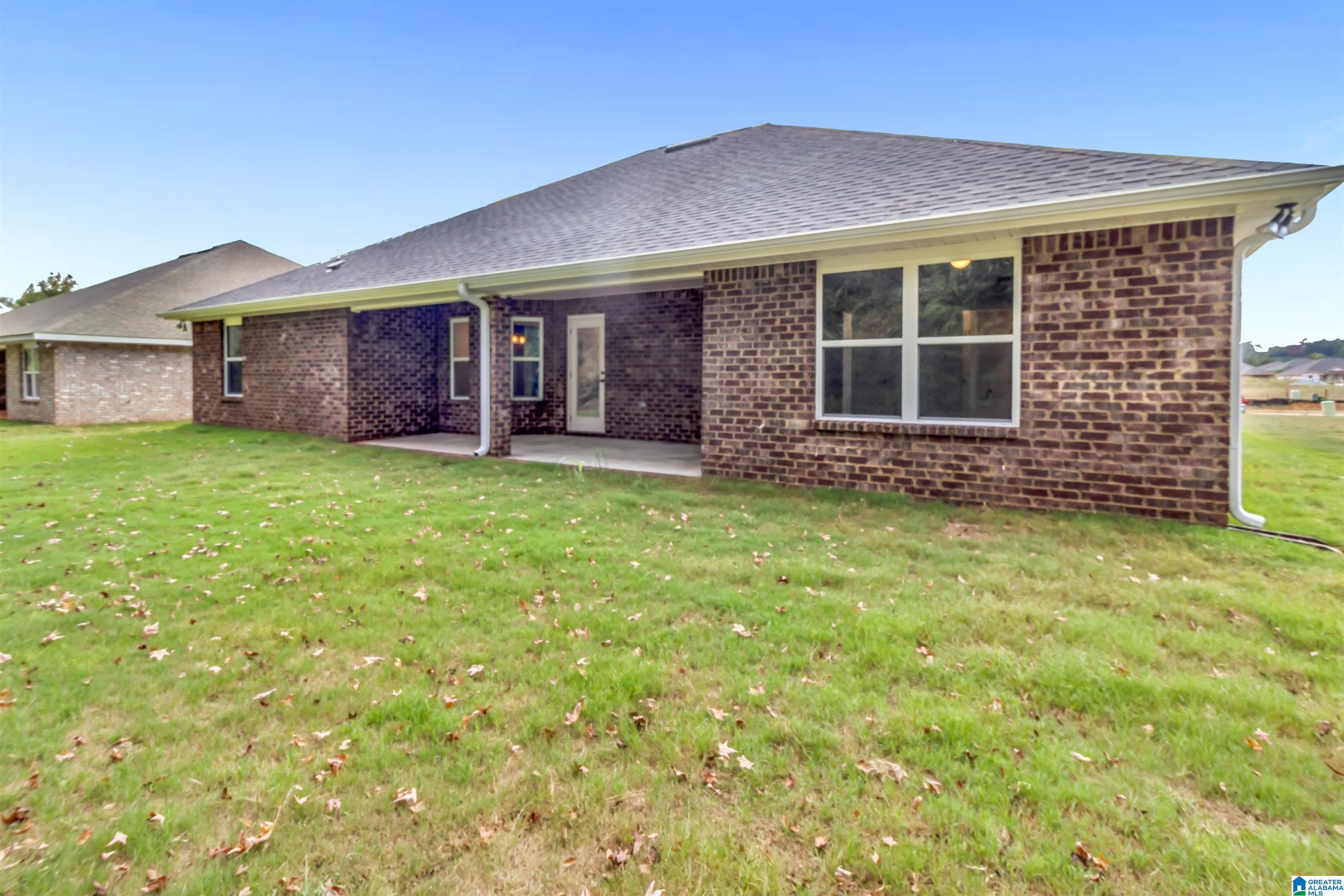 689 JAMESTOWN CIRCLE