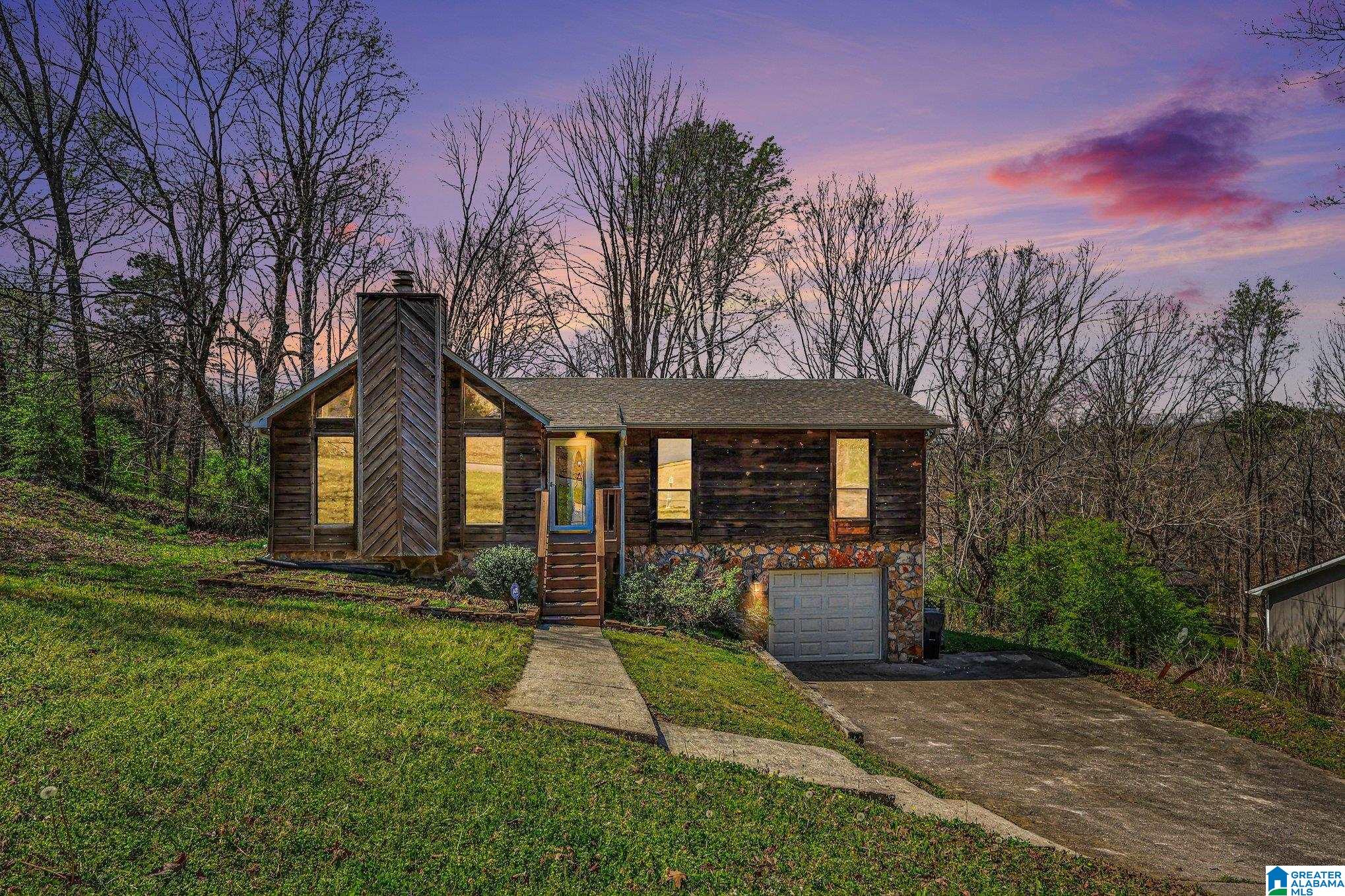 5061 BRIARWOOD CIRCLE