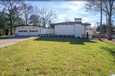 1927 OLD ORCHARD ROAD VESTAVIA HILLS AL 35216