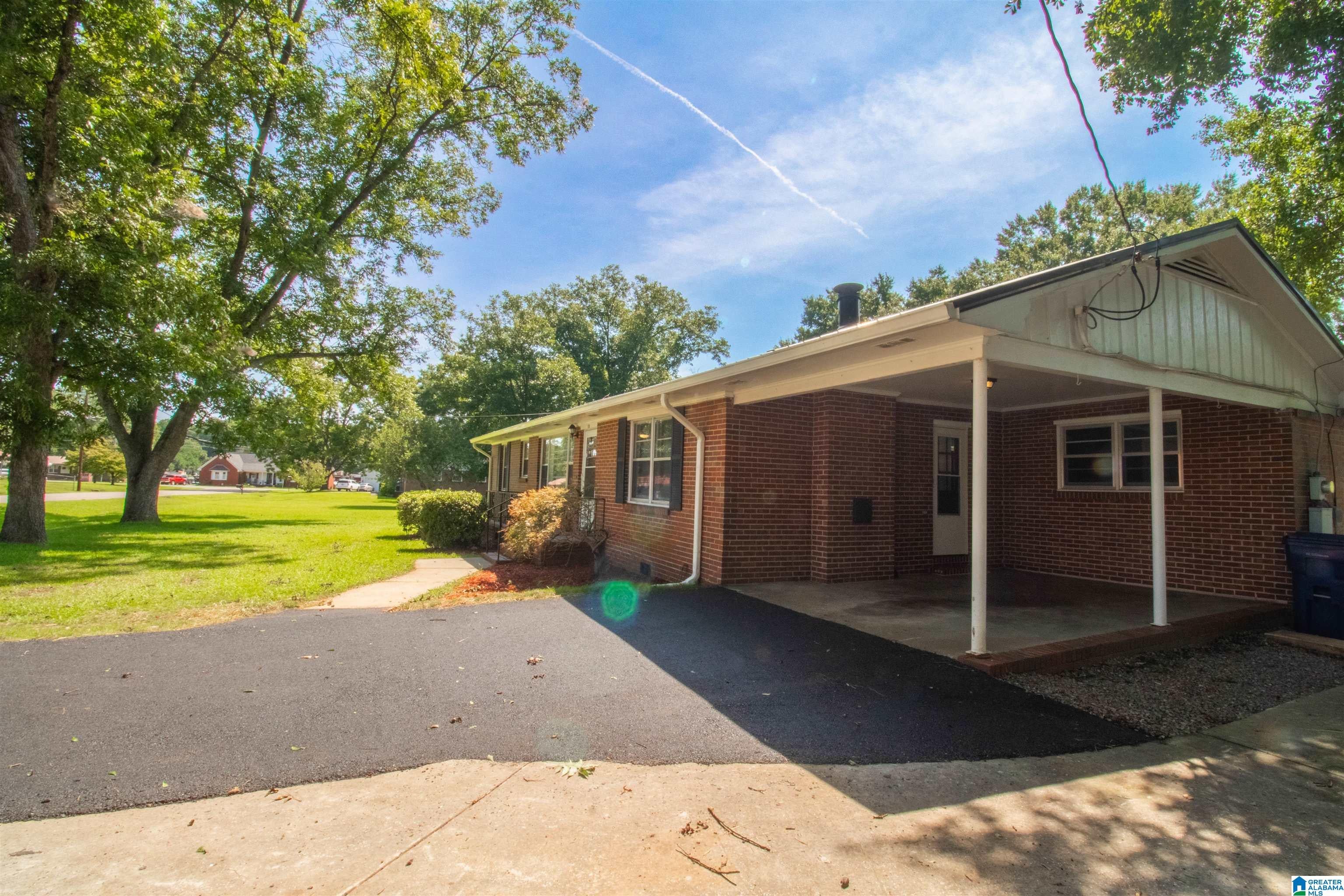 1109 MEADOWBROOK DRIVE