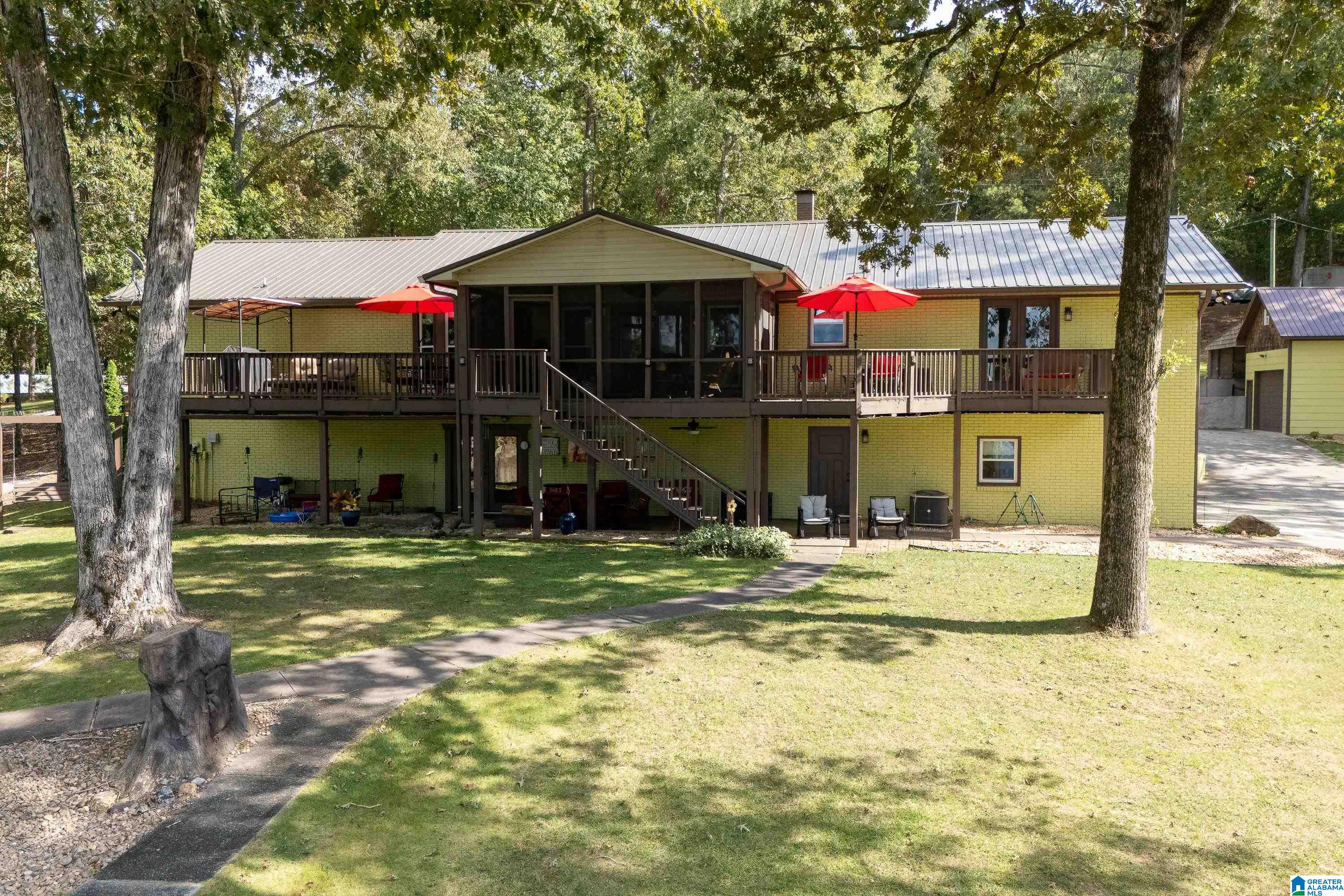 732 RIVER BEND CIRCLE