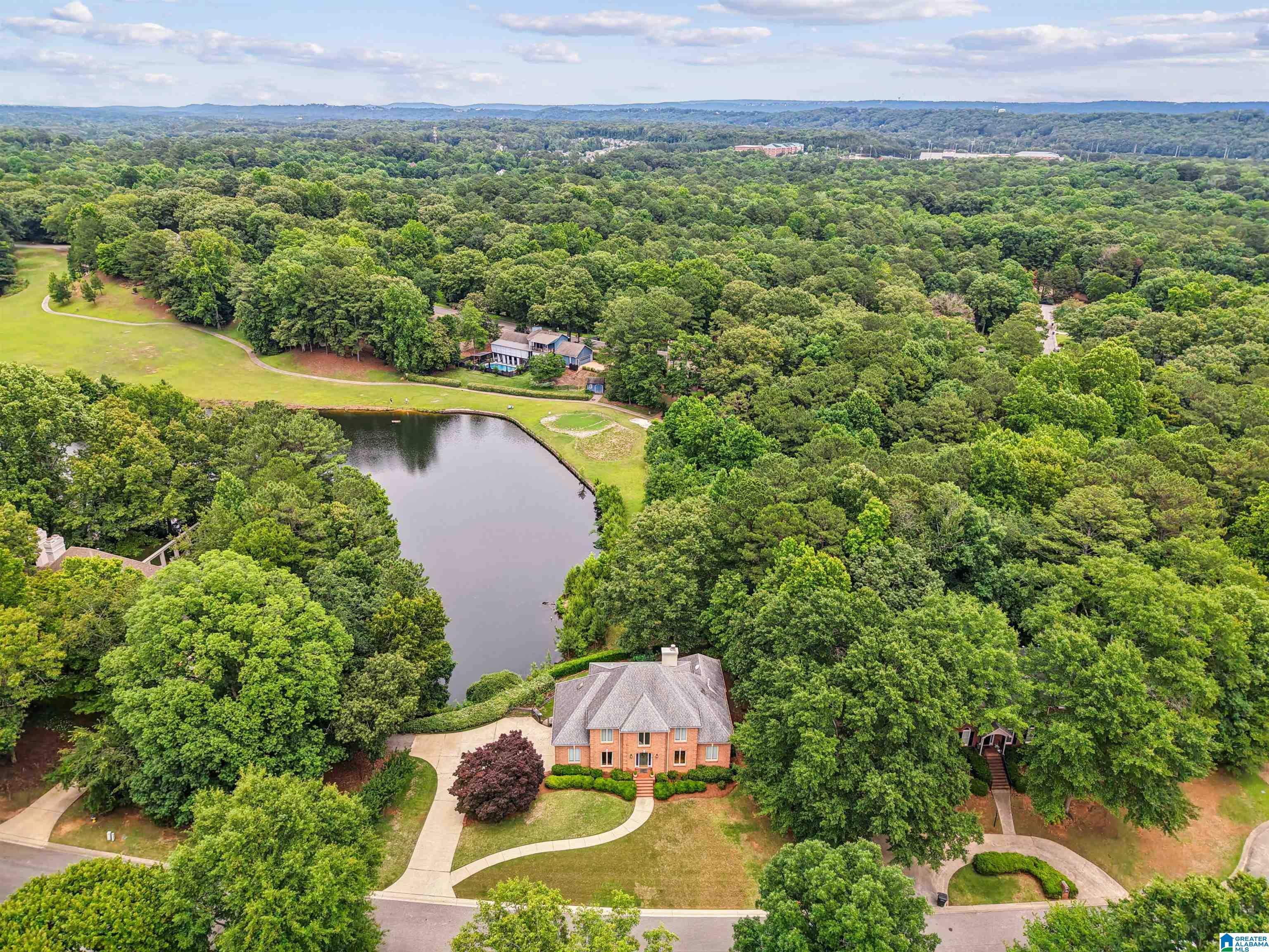 925 MASTERS LANE