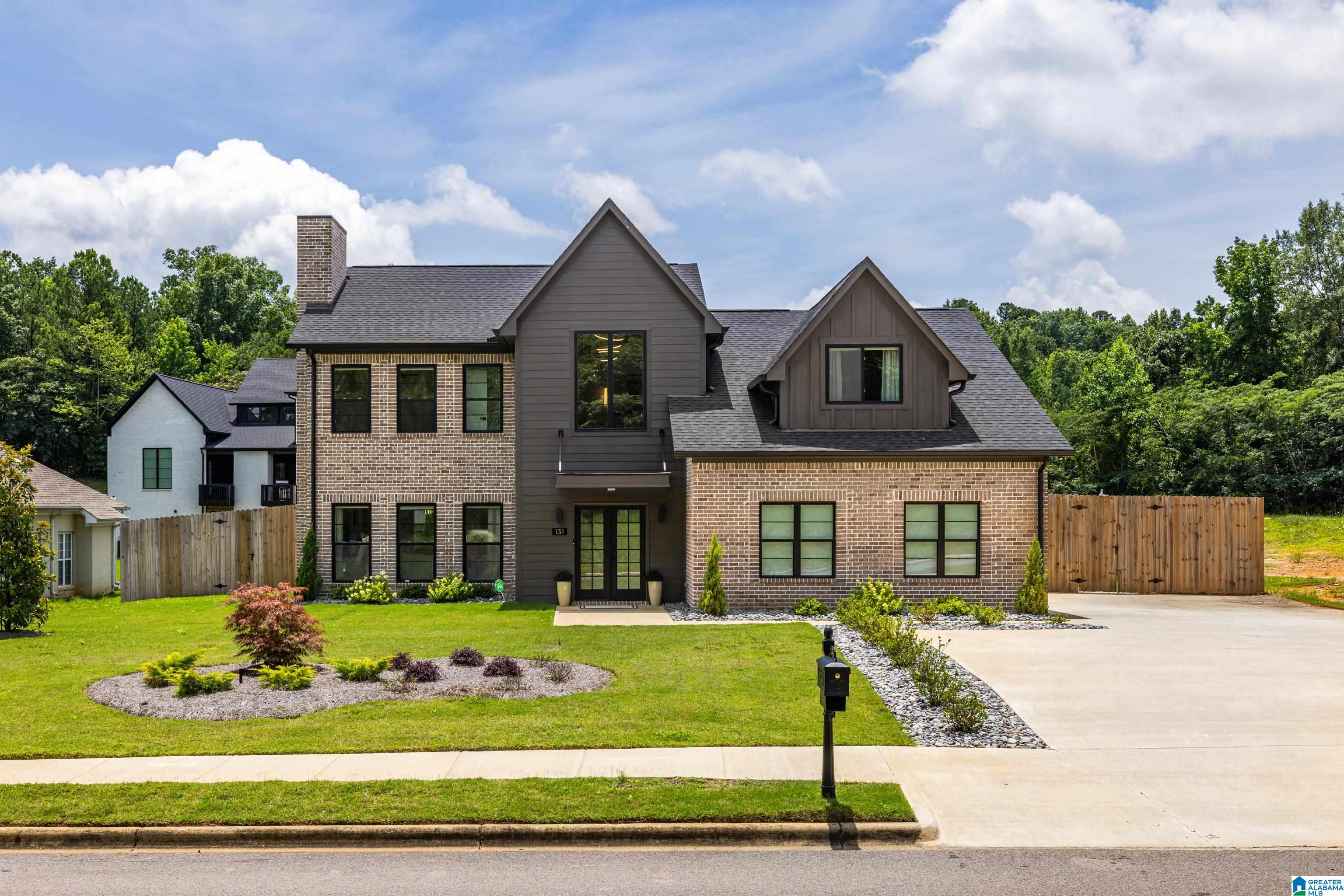 131 JEWELL CIRCLE