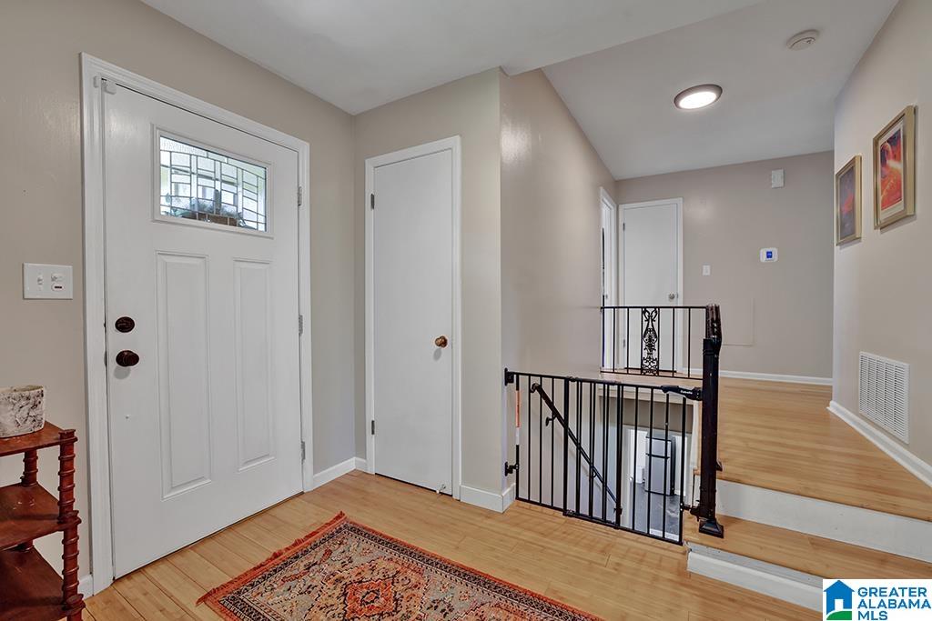 2413 JAMESTOWN DRIVE