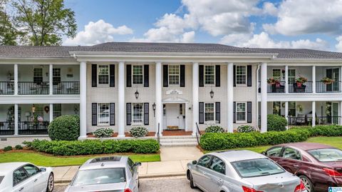 1875 KENTUCKY AVENUE 1875 VESTAVIA HILLS AL 35216
