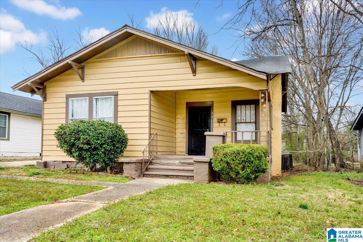 Photo 1 of 25 — 4737 AVENUE R, BIRMINGHAM, AL 35208