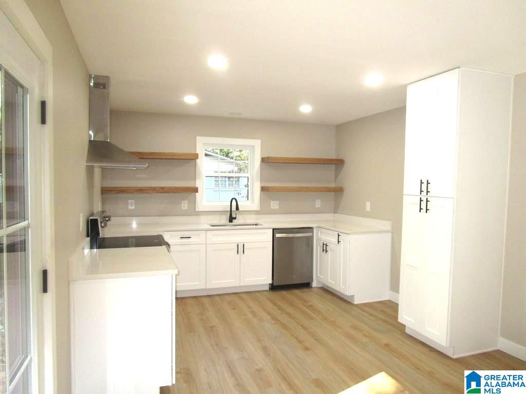 8929 VALLEYBROOK ROAD