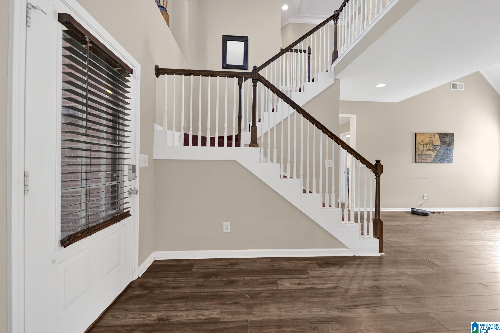 5375 SUMMERSET CIRCLE