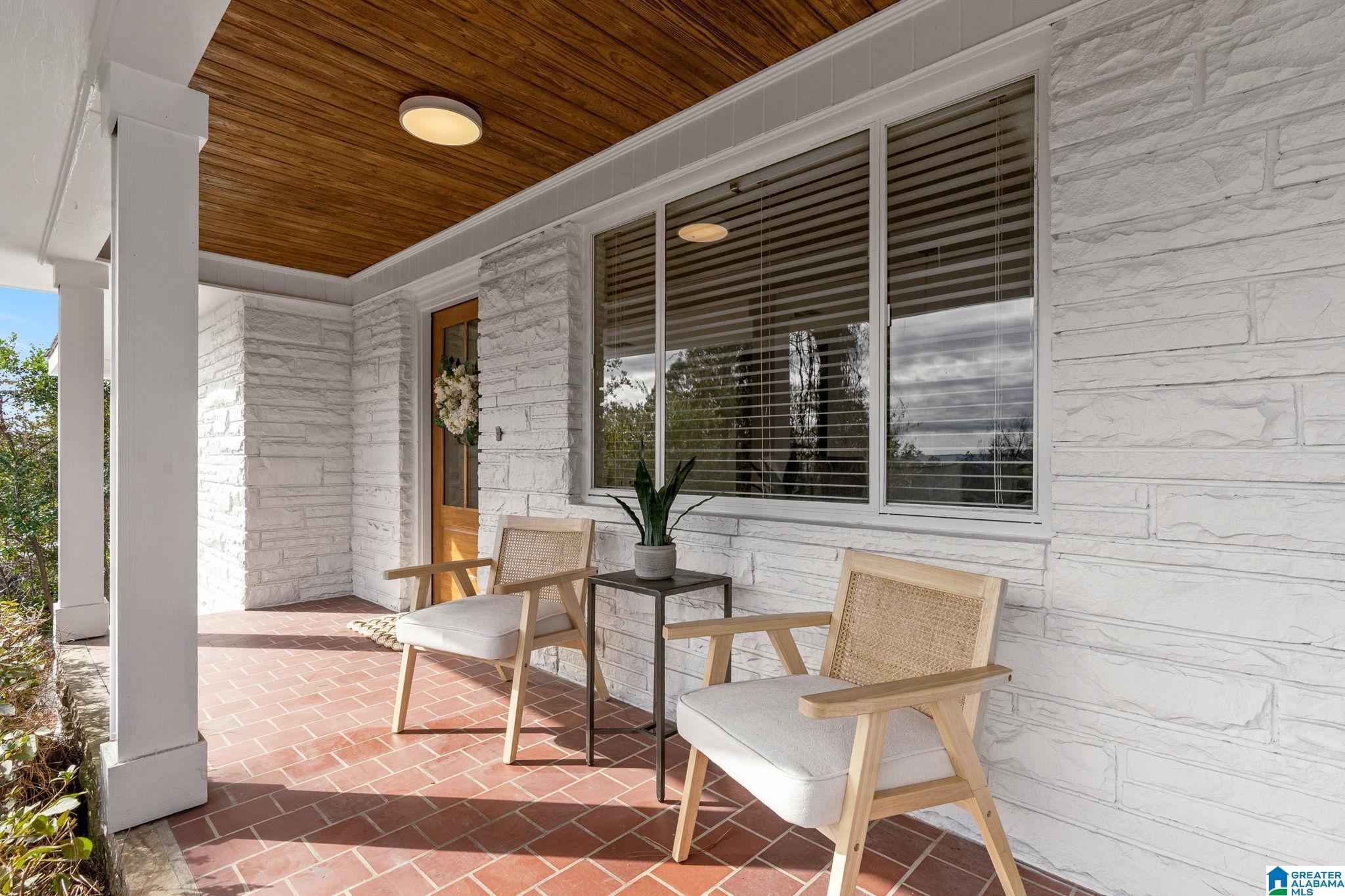 2725 SHADES CREST ROAD