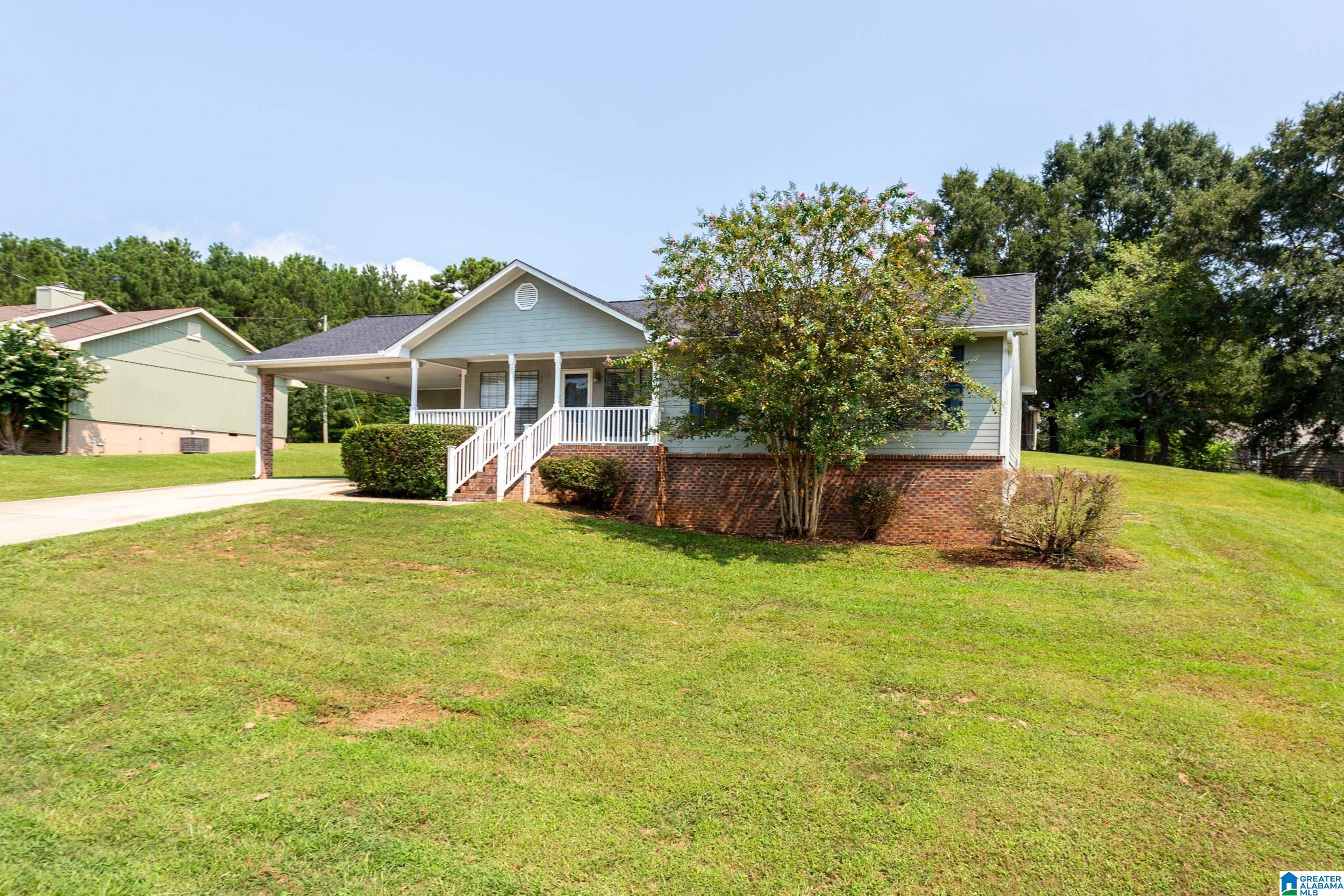 27 VILLAGE DRIVE