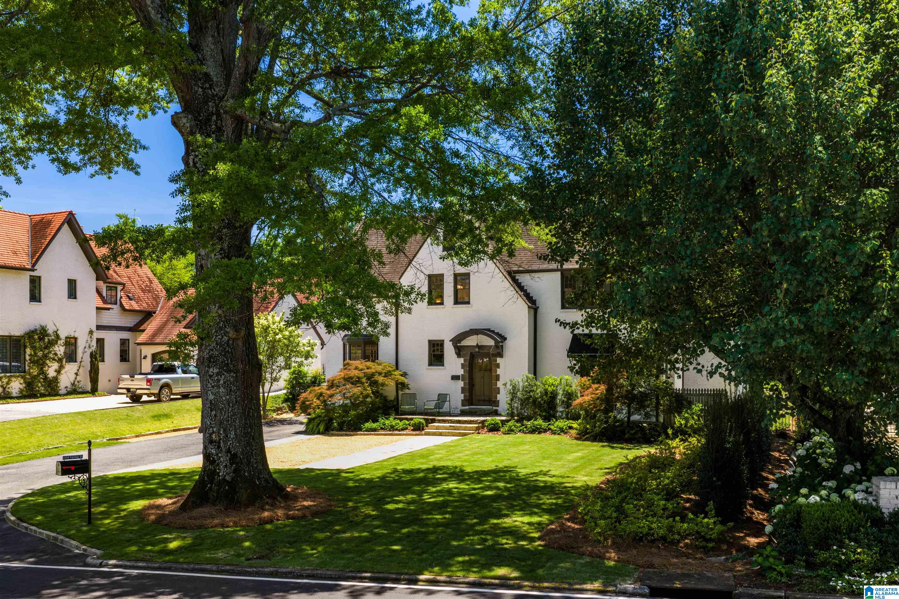 2459 FAIRWAY DRIVE