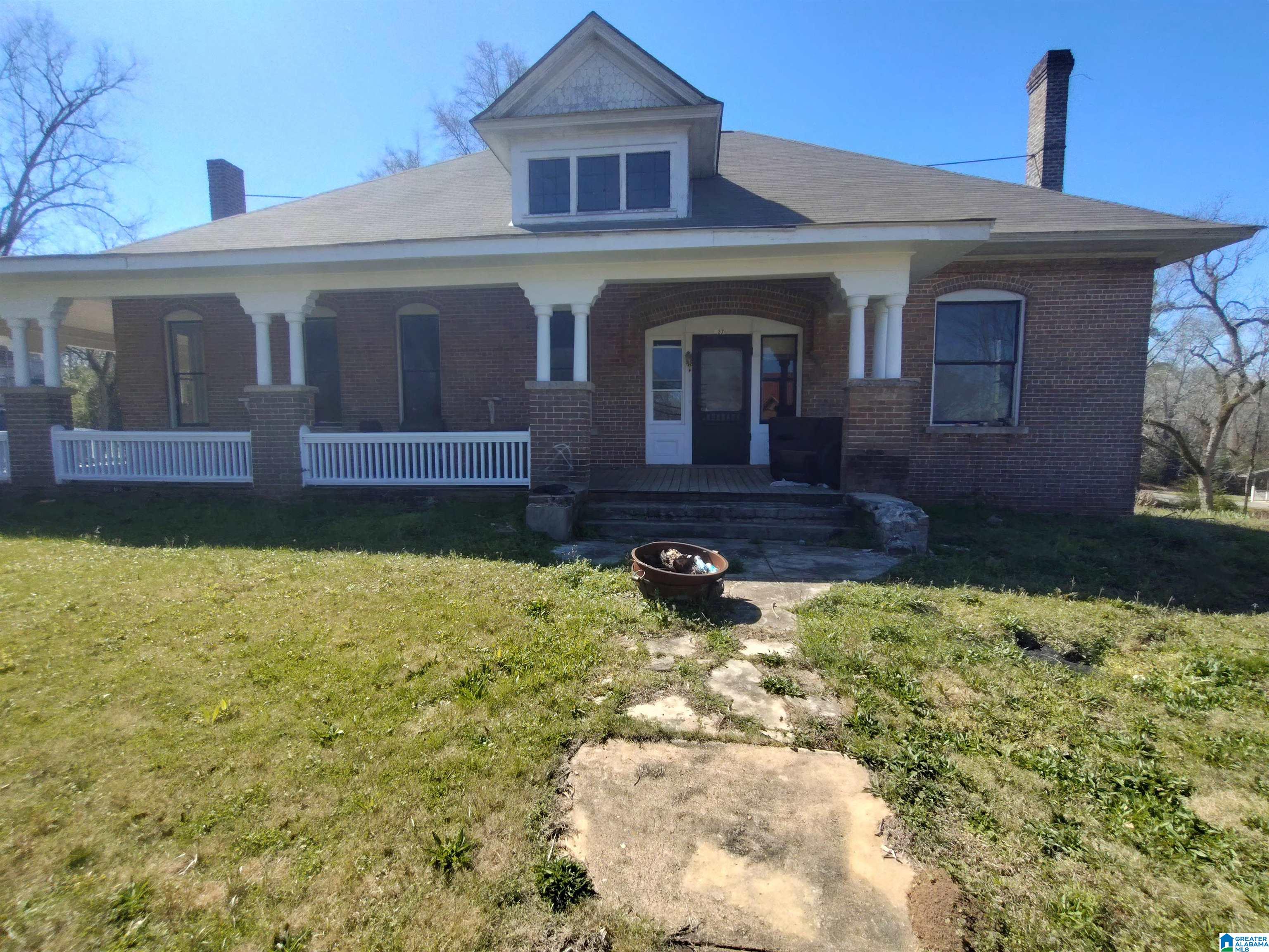 1370 WALNUT STREET