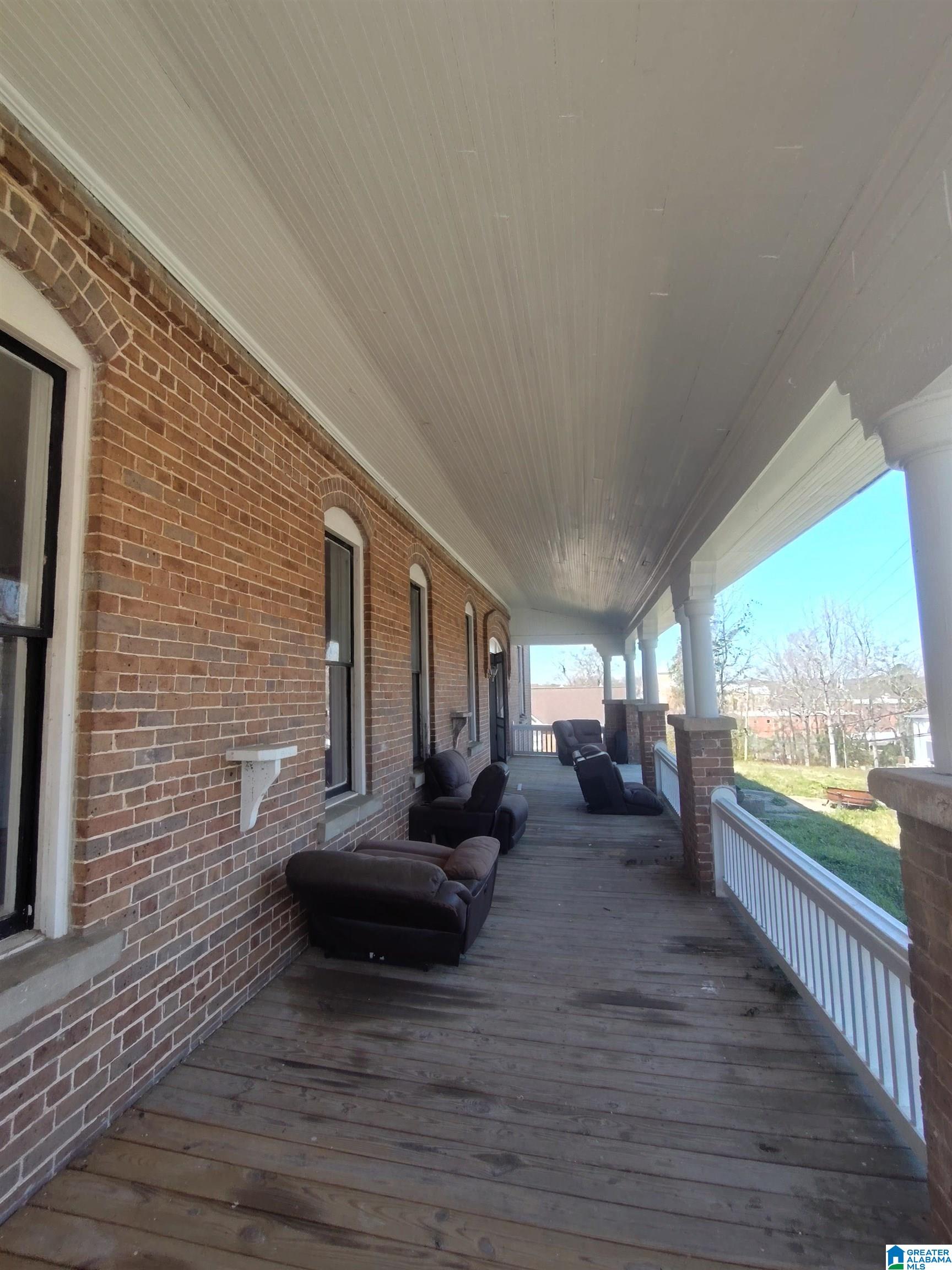 1370 WALNUT STREET