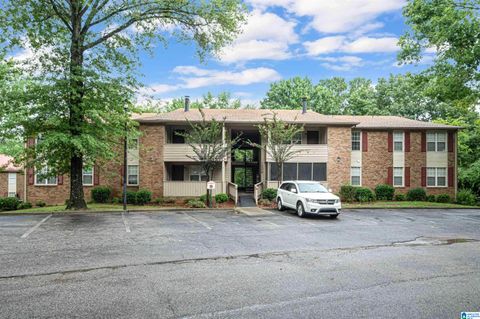 1210 PATTON CREEK LANE 1210 HOOVER AL 35226