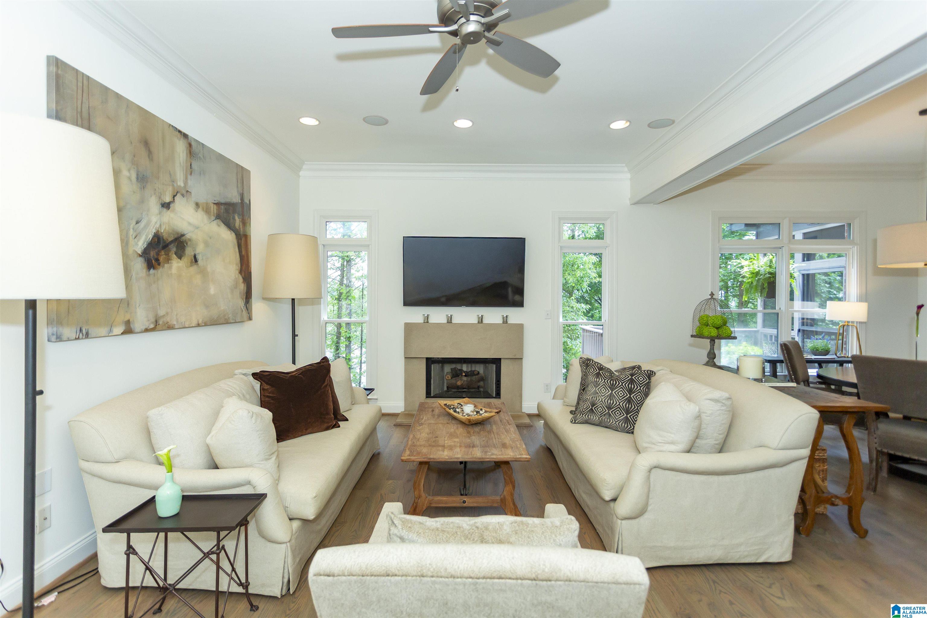 2621 RIVER TRACE COURT