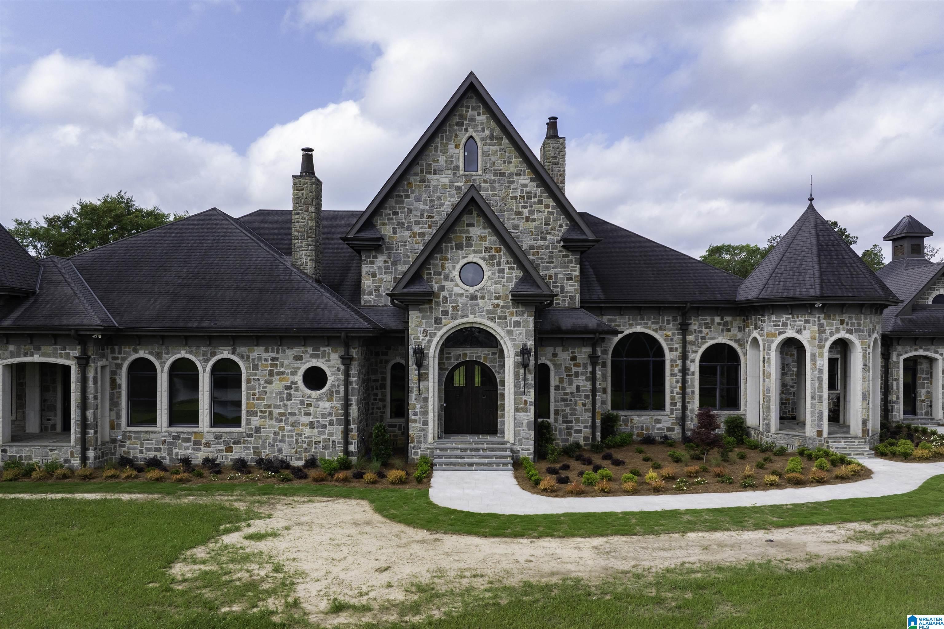 584 MEADOW LAKE FARMS