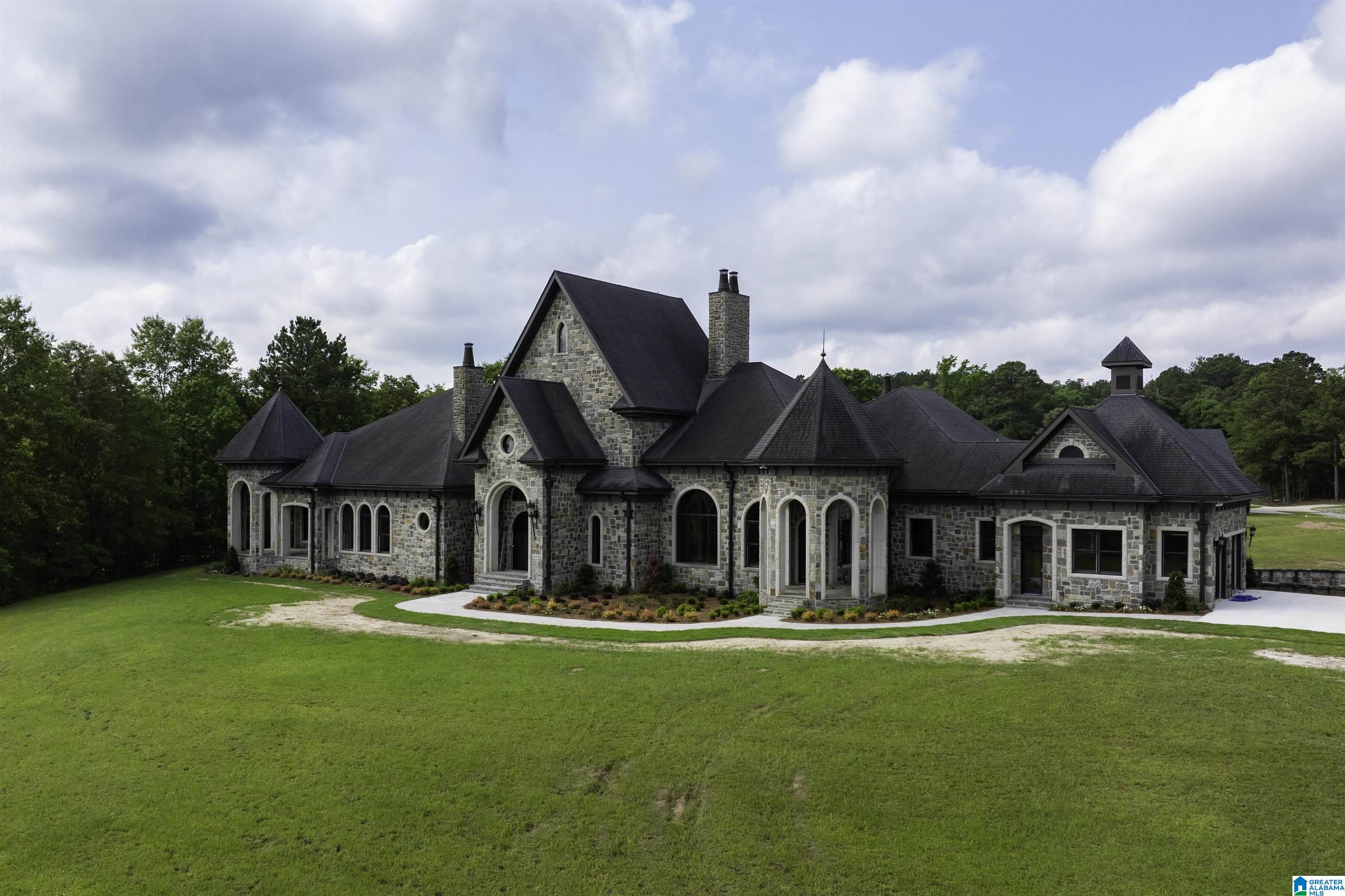 584 MEADOW LAKE FARMS