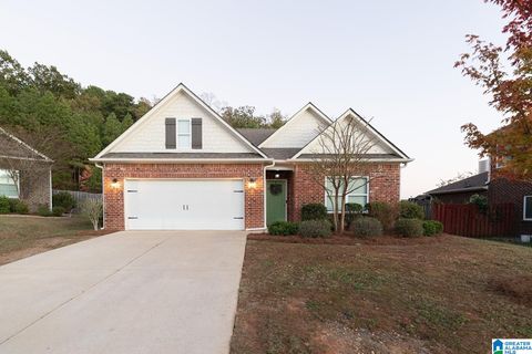 7135 OAK CRESCENT LANE GARDENDALE AL 35071
