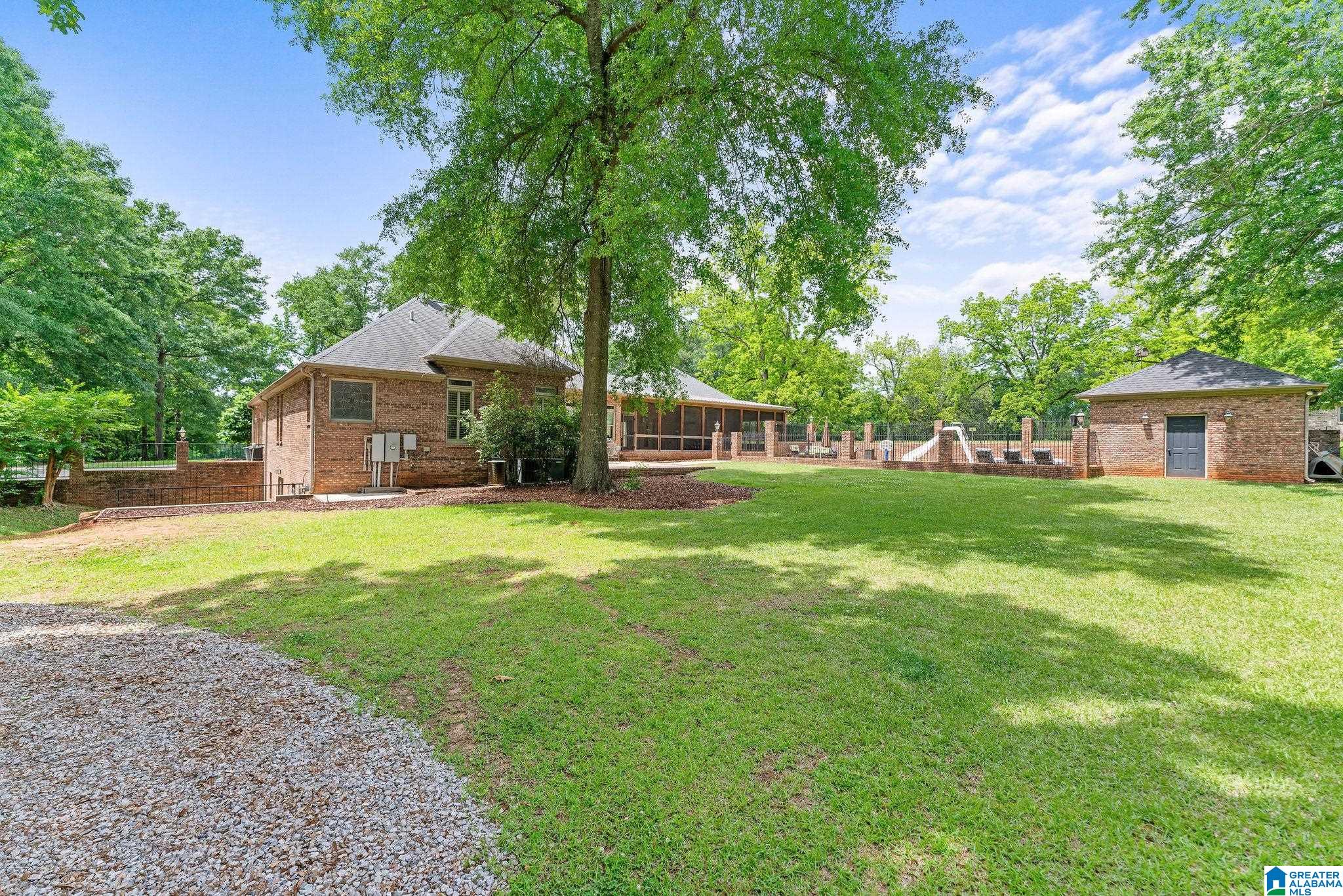 120 MAGNOLIA CIRCLE