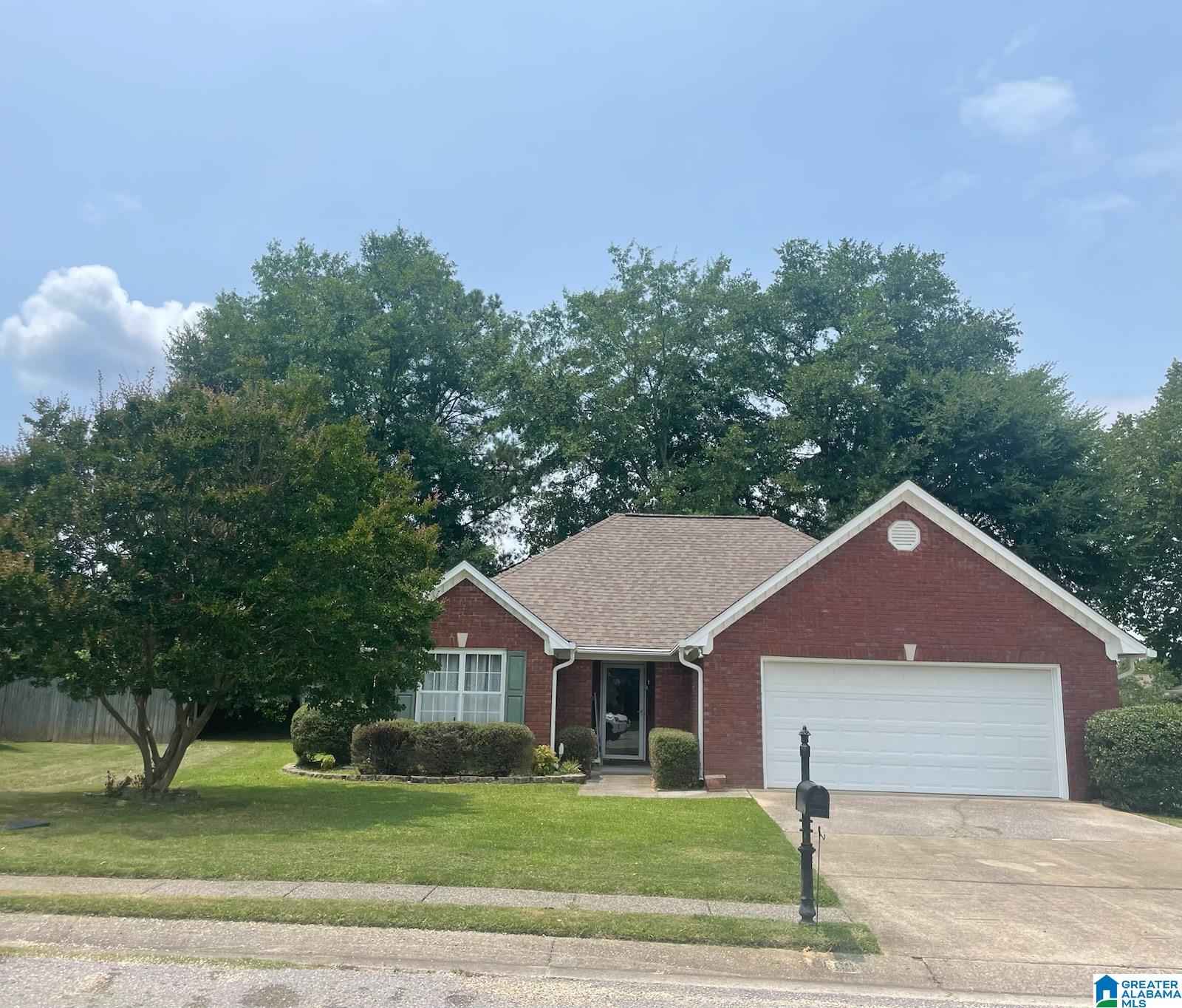8006 ROCKHAMPTON CIRCLE