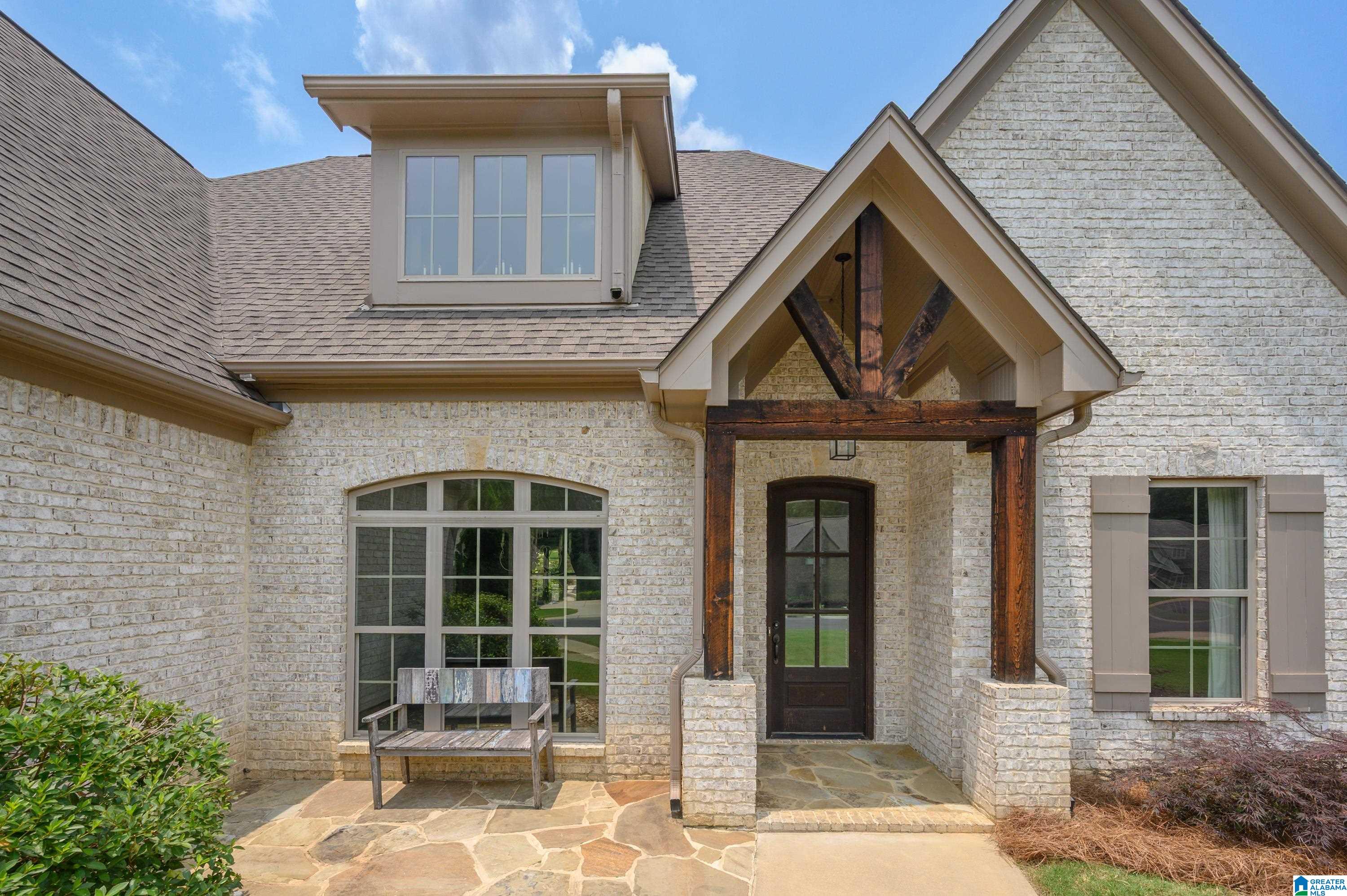 525 WILLOW BRANCH CIRCLE