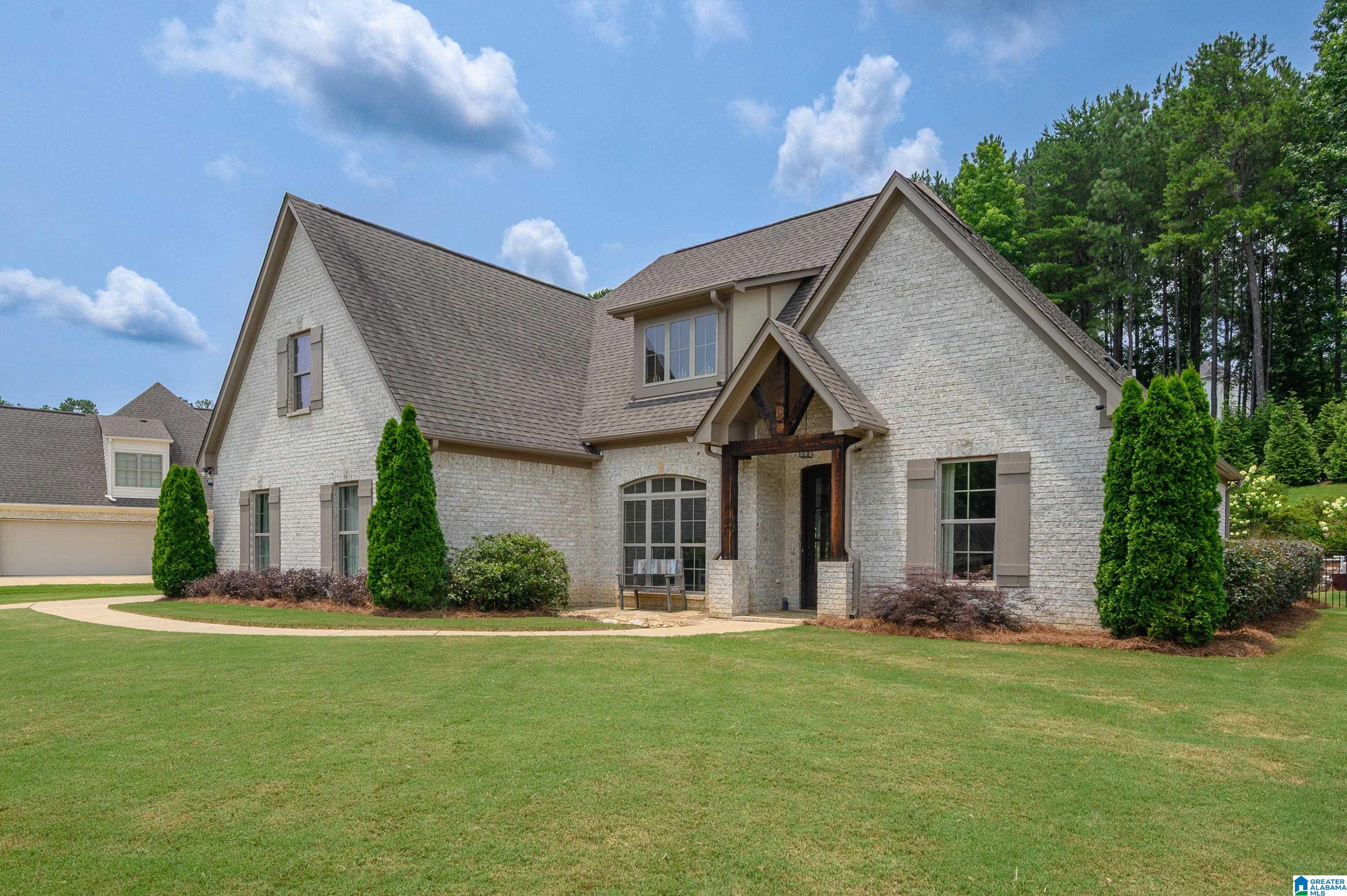 525 WILLOW BRANCH CIRCLE