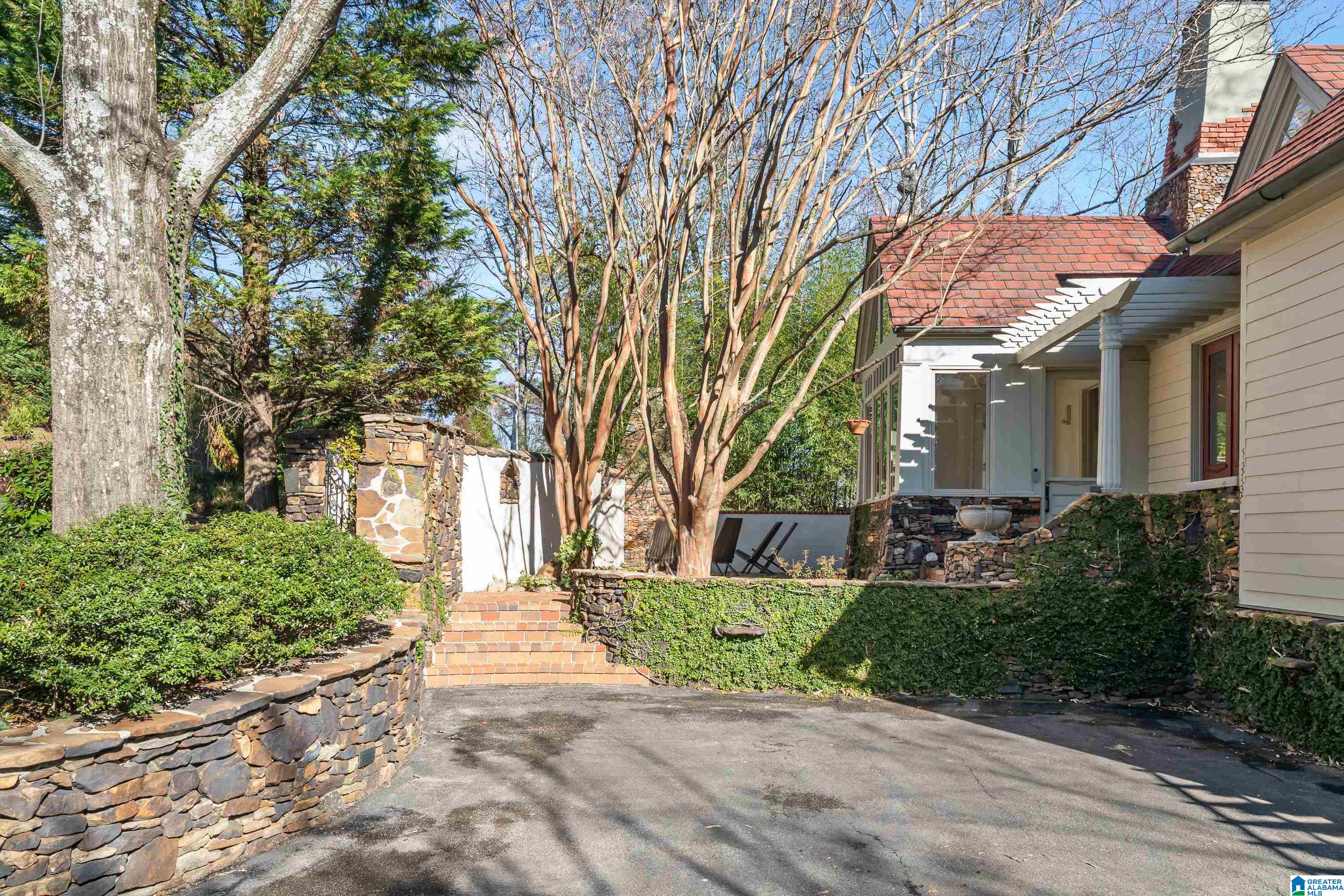 1407 MORNINGSIDE DRIVE