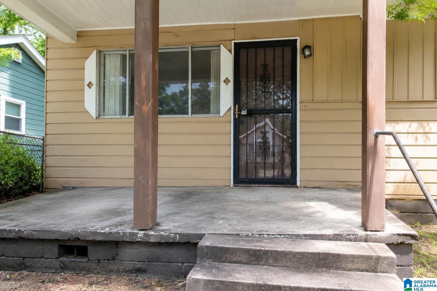2425 LAWN AVENUE SW