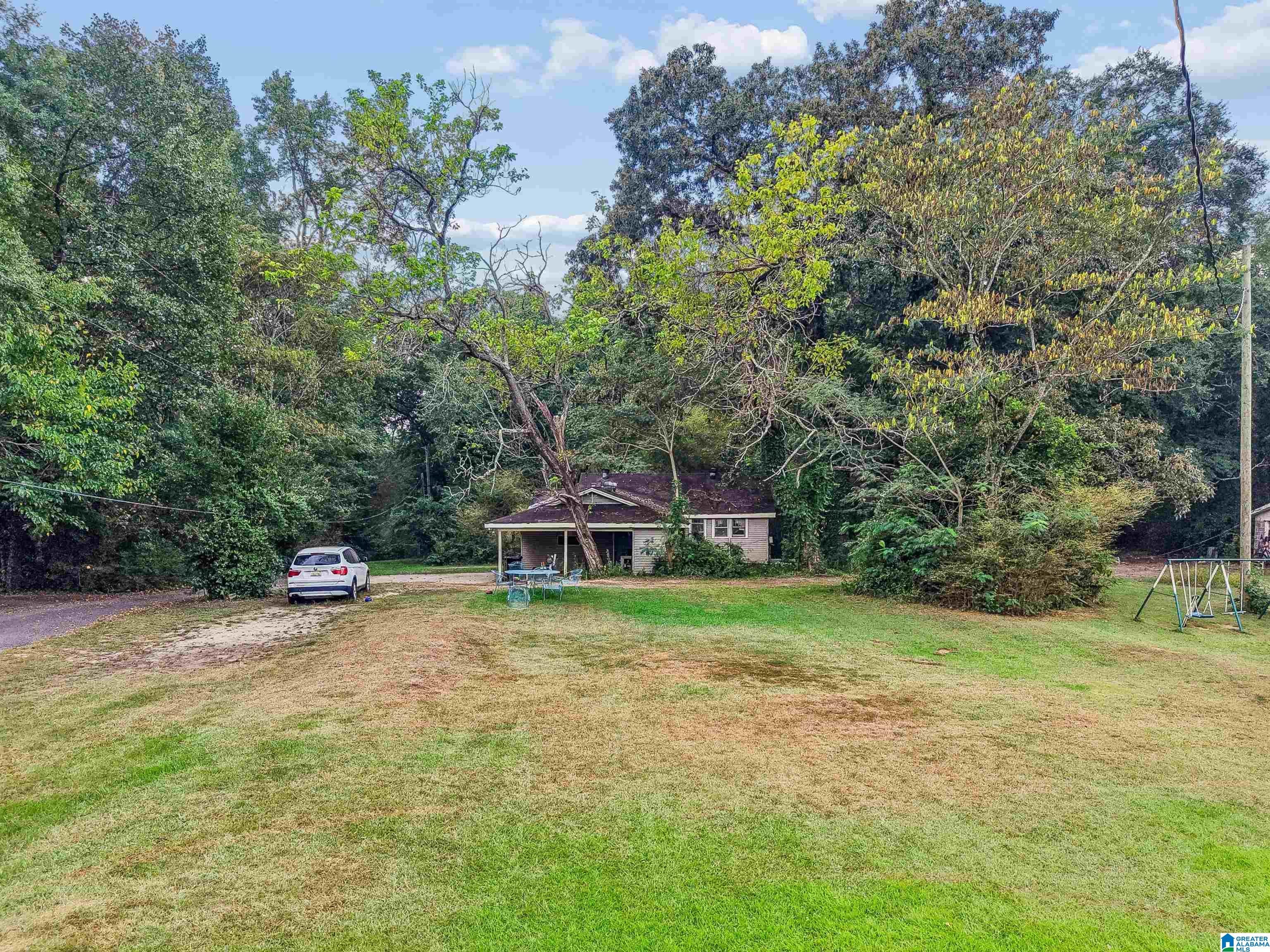 6370 AMICK LANE