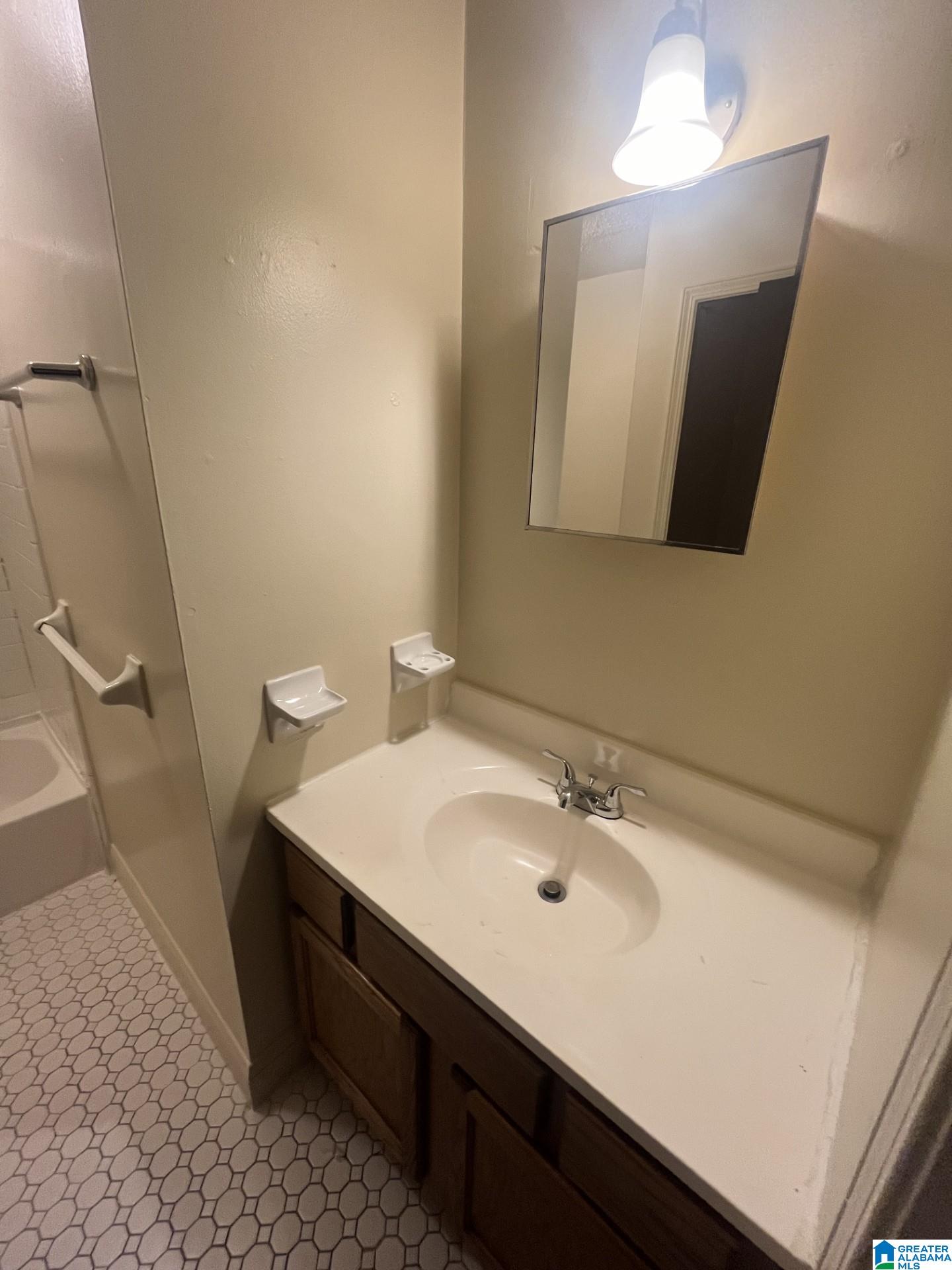 1300 N 16TH COURT N Apt C