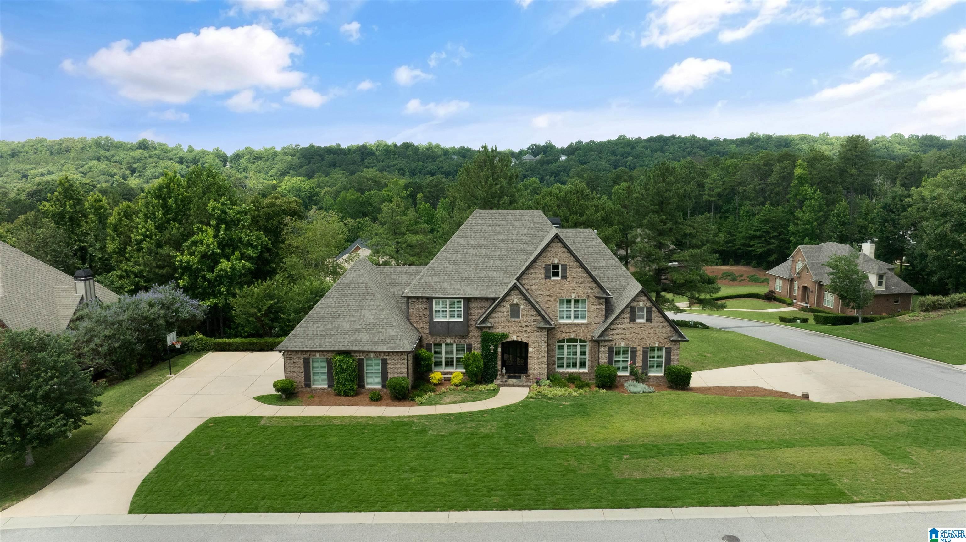 1033 EAGLE NEST CIRCLE