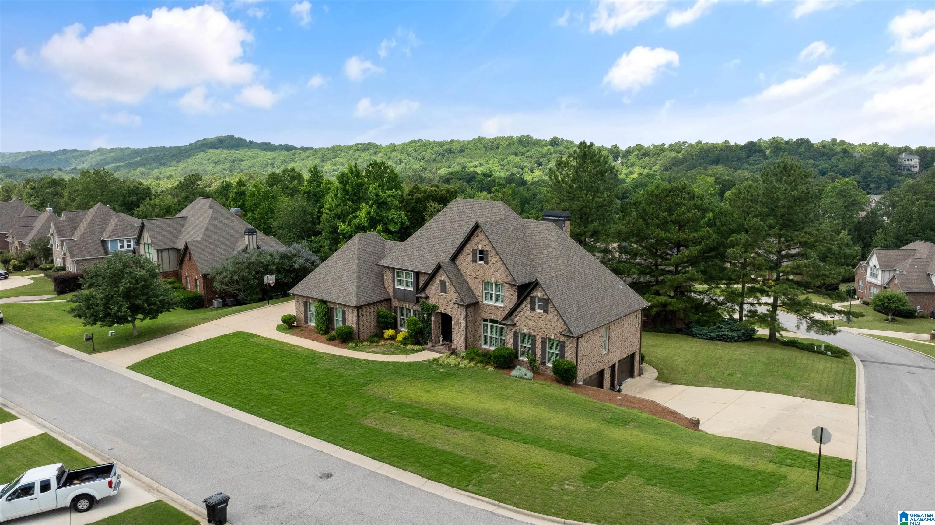 1033 EAGLE NEST CIRCLE