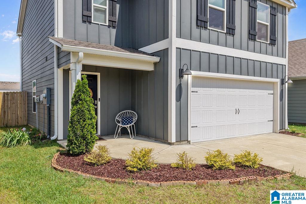 1195 SHAGGY BARK LANE