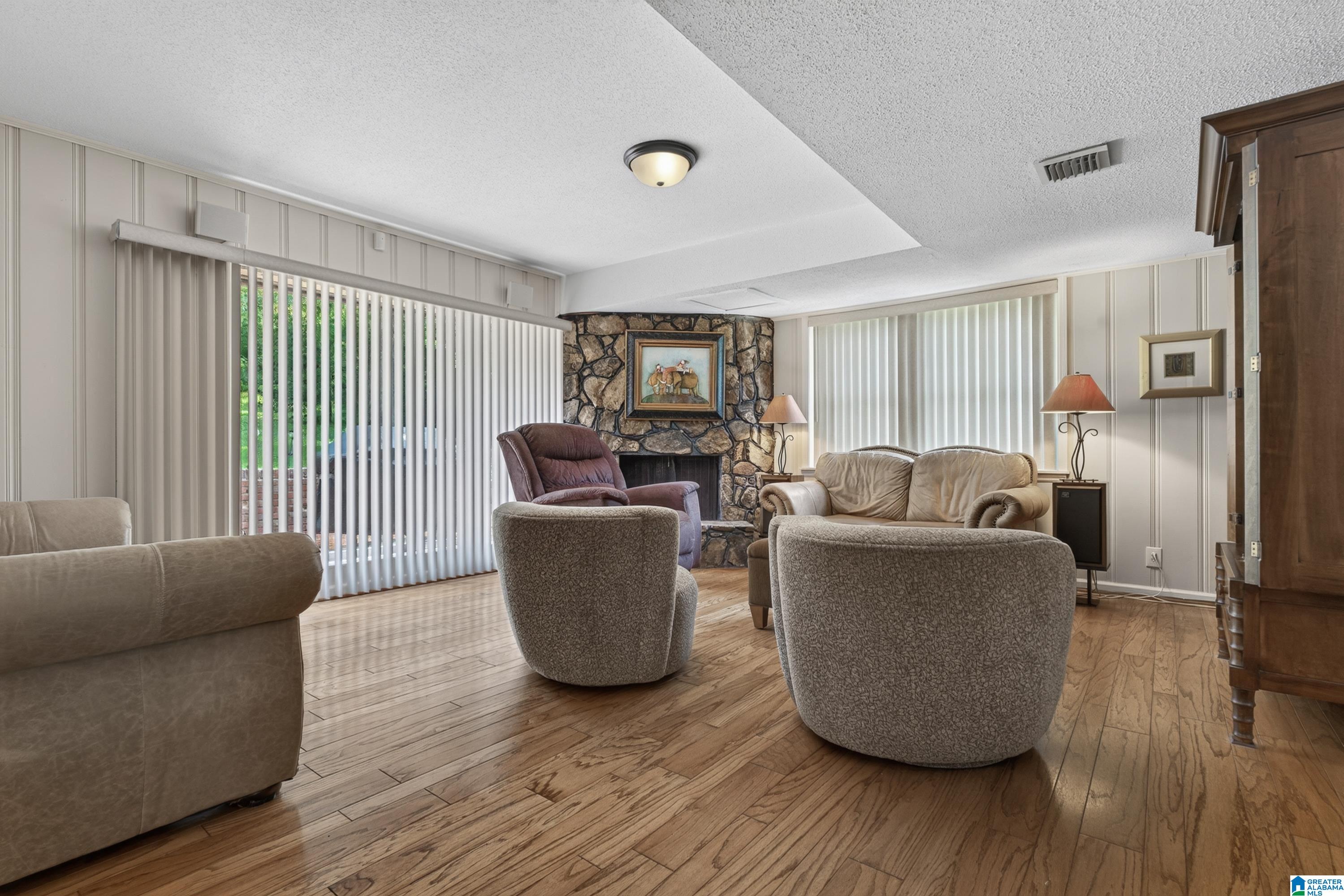 3313 STONERIDGE DRIVE