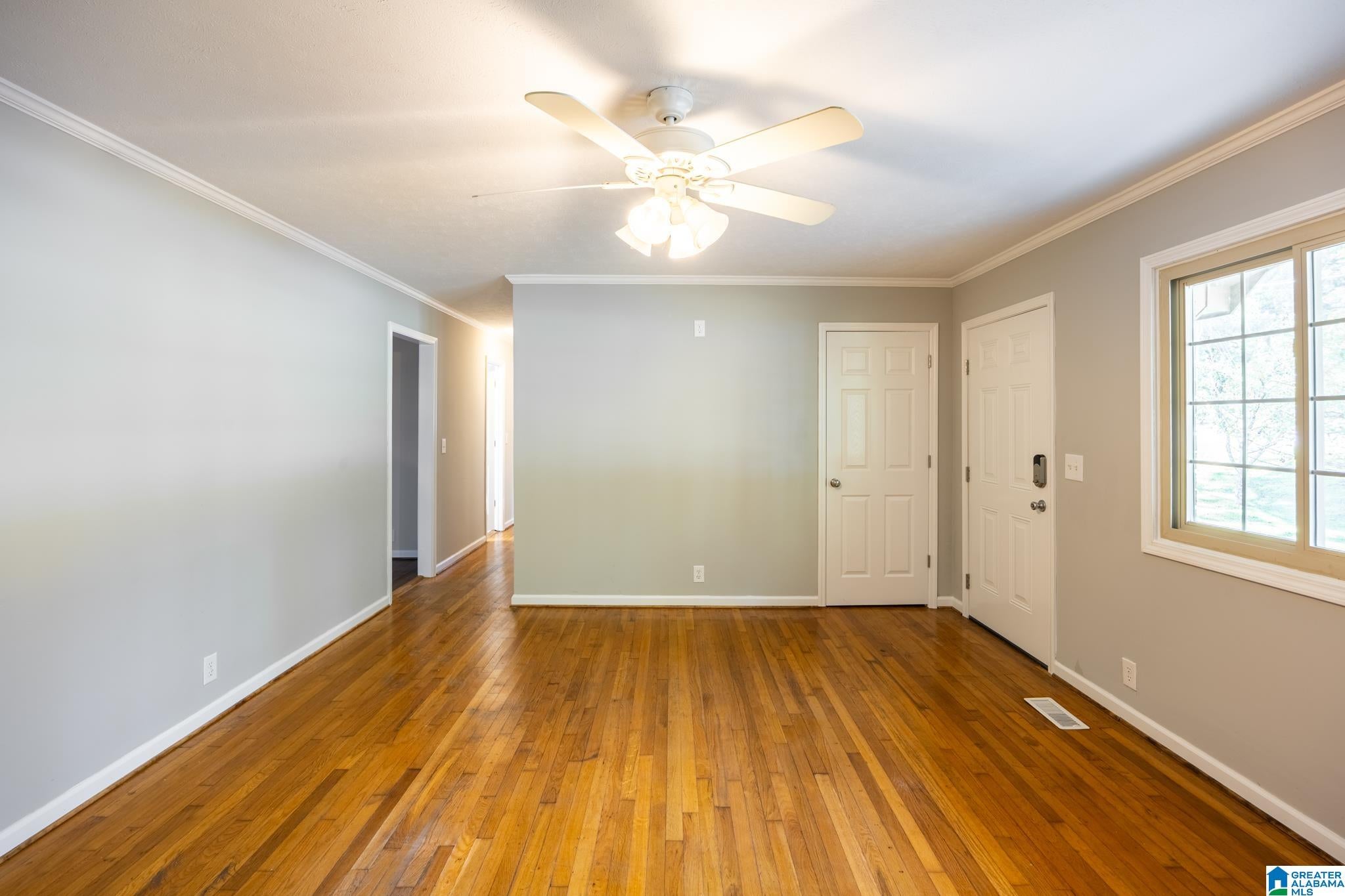 1240 RUSSELL DRIVE