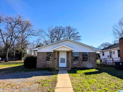 417 GOLDWIRE STREET SW BIRMINGHAM AL 35211
