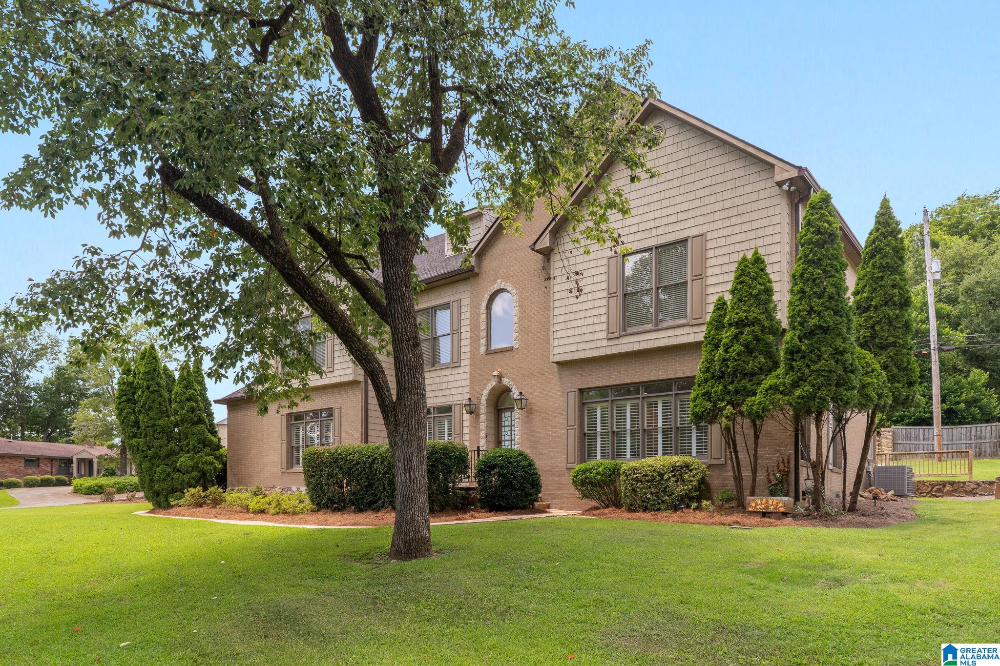 232 BEAUMONT DRIVE