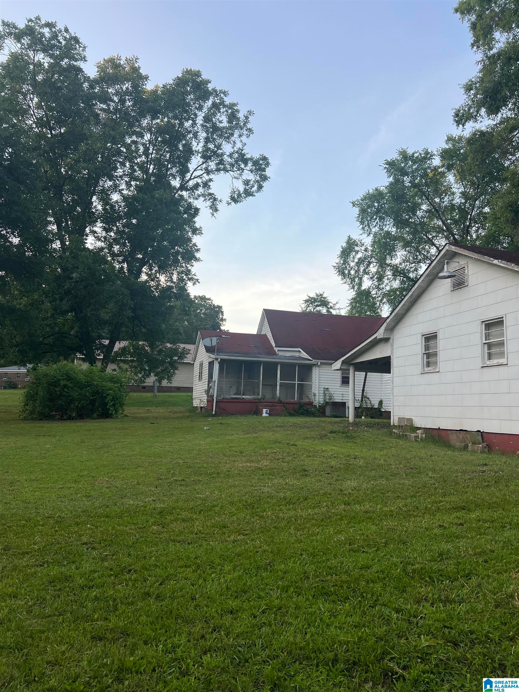 306 OAK AVENUE NW