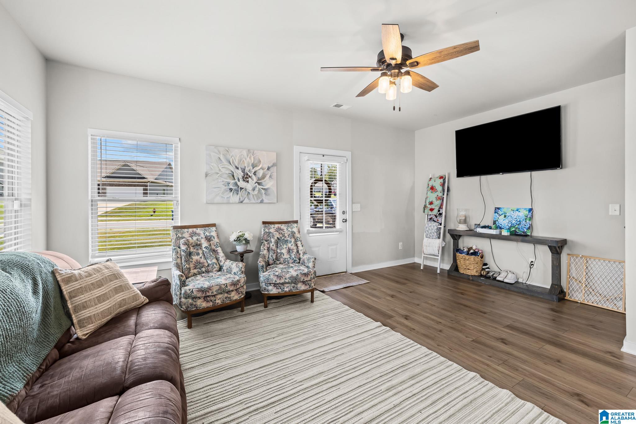 350 RIDGEVIEW CIRCLE - Photo 3