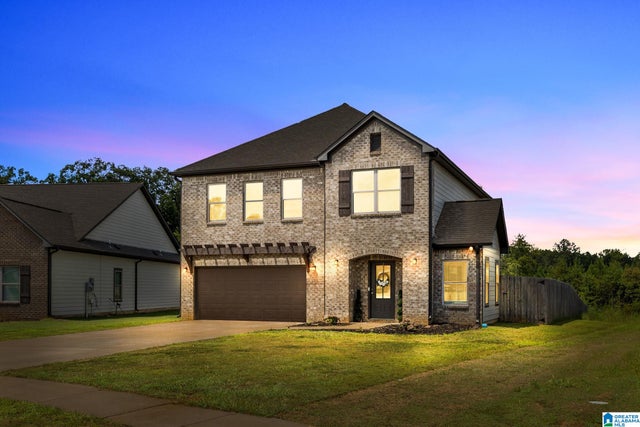 350 RIDGEVIEW CIRCLE