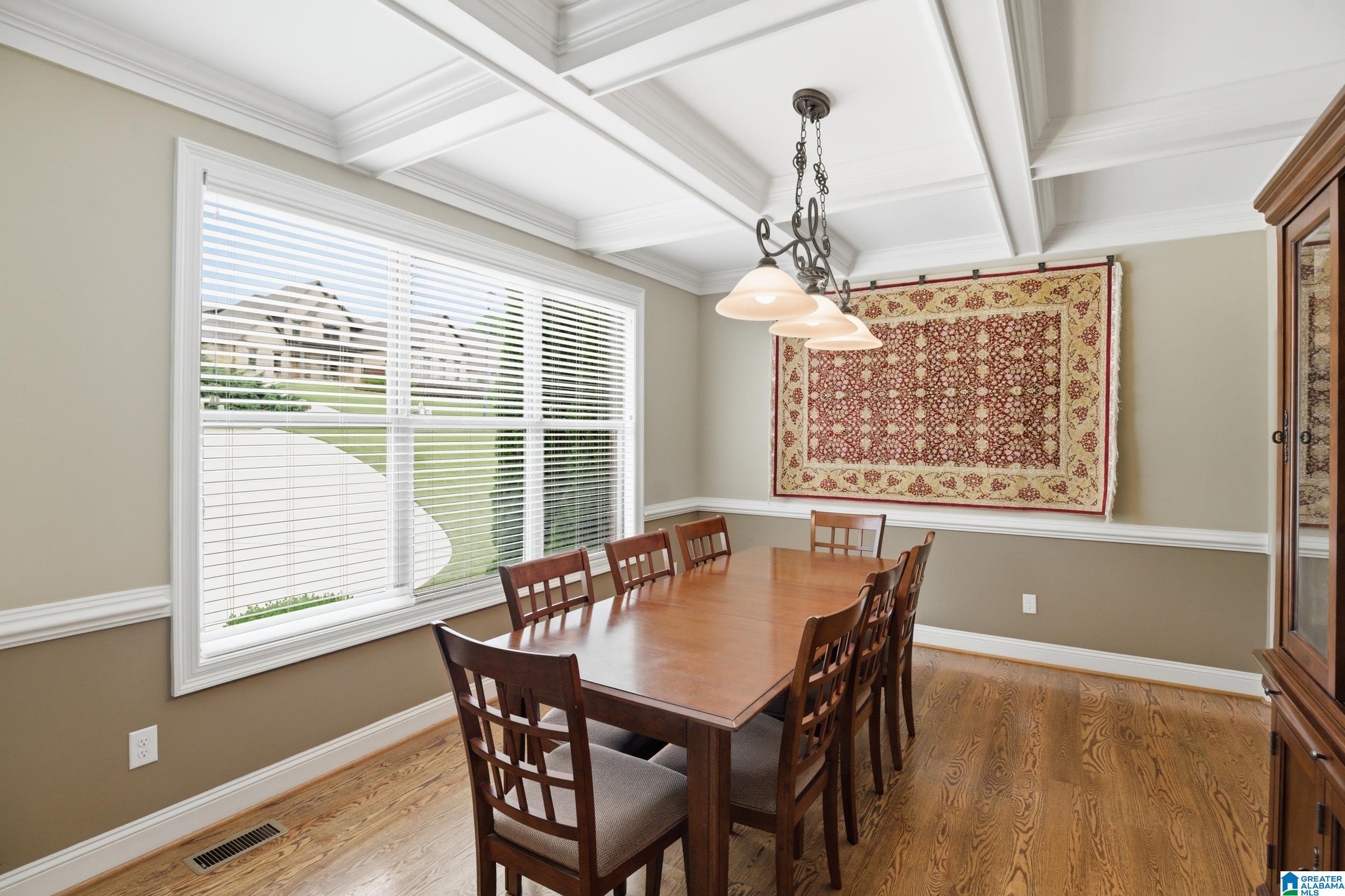 3898 LAKESIDE DRIVE